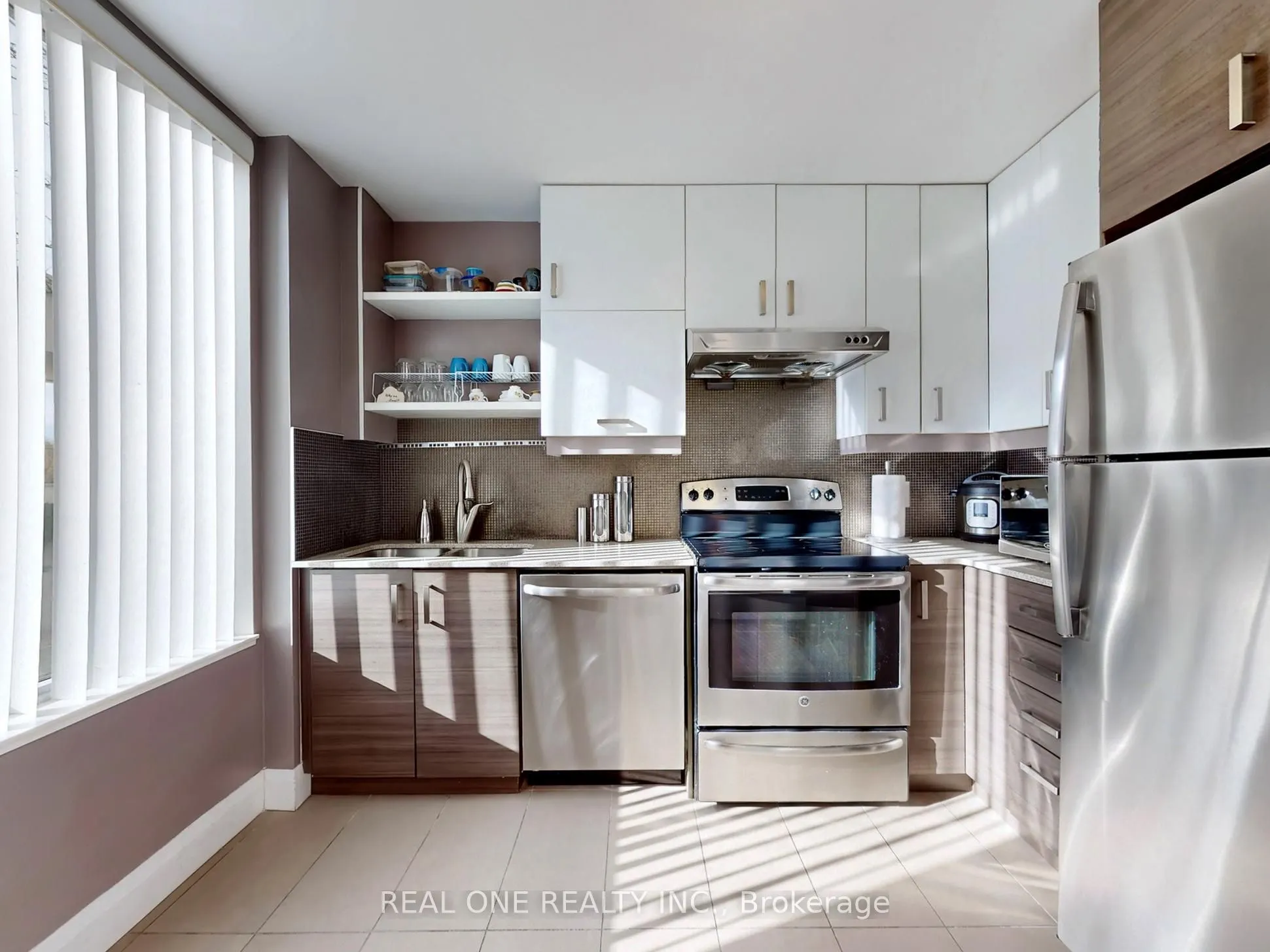 1 Uptown Drive, ##306