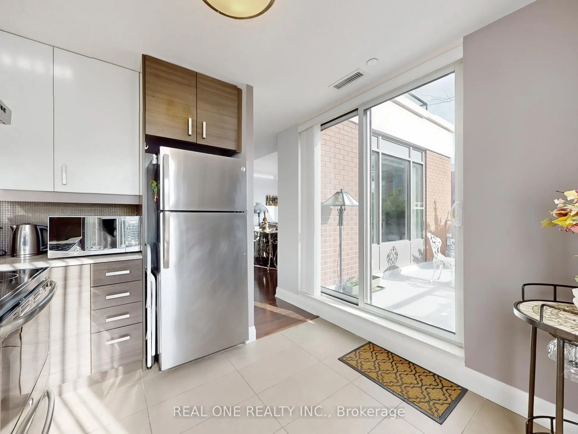 1 Uptown Drive, ##306