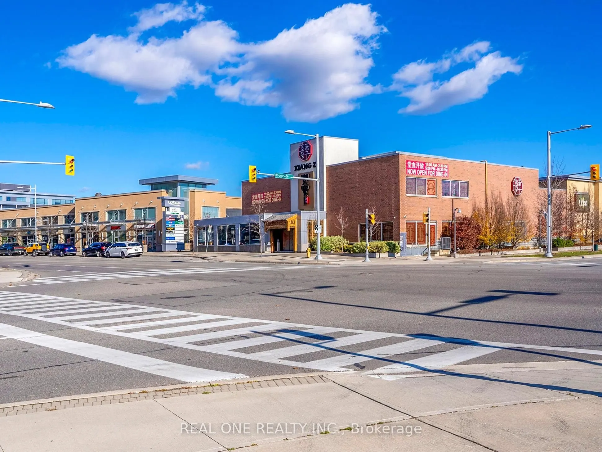 1 Uptown Drive, ##306