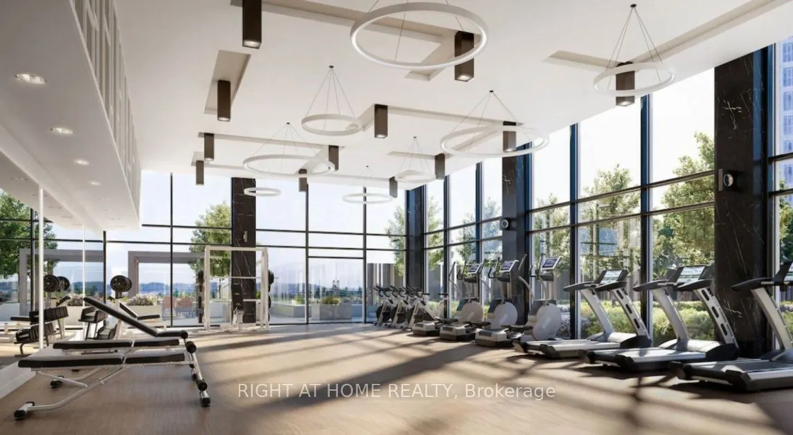 105 Oneida Crescent, #2002