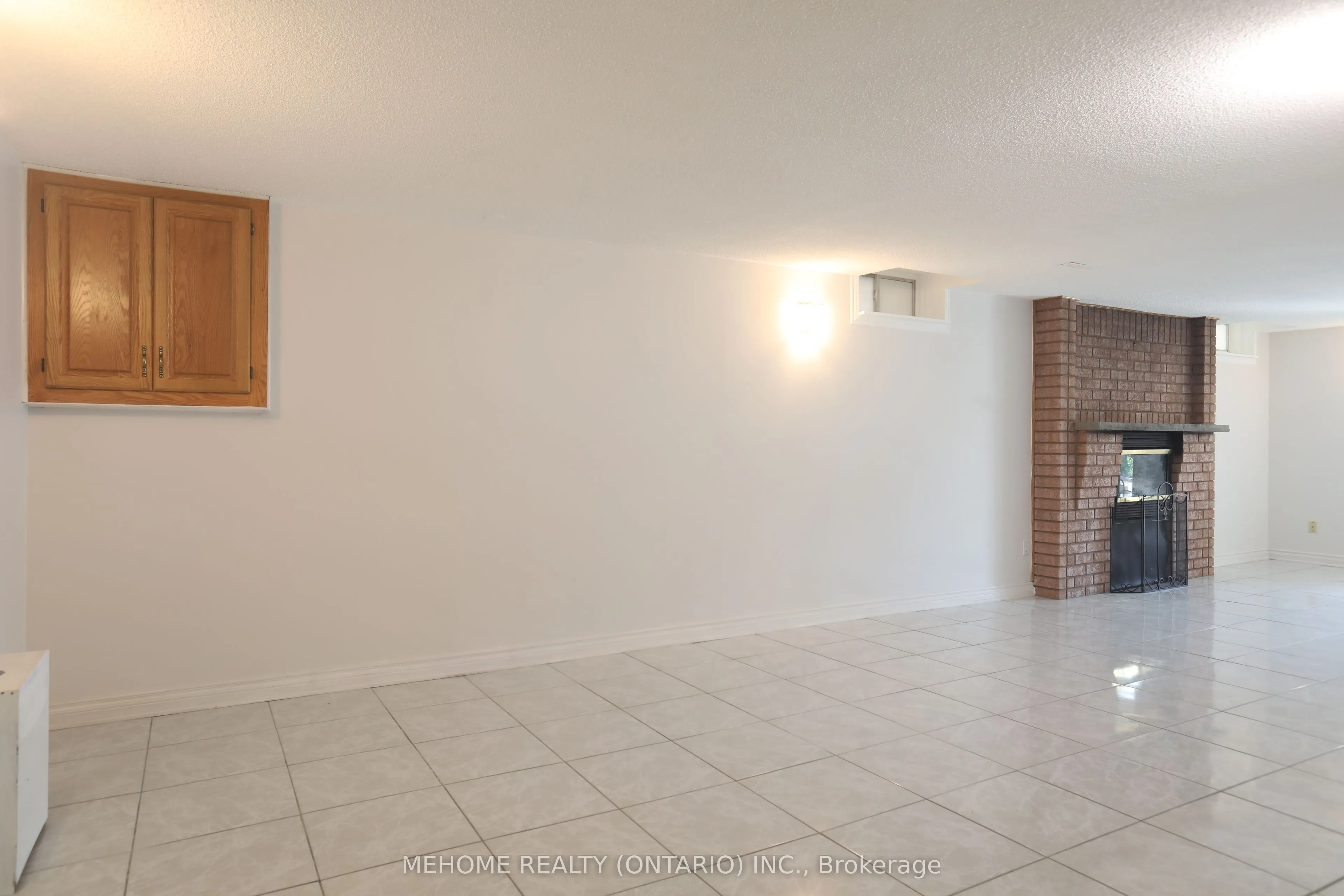 70 Governor Crescent