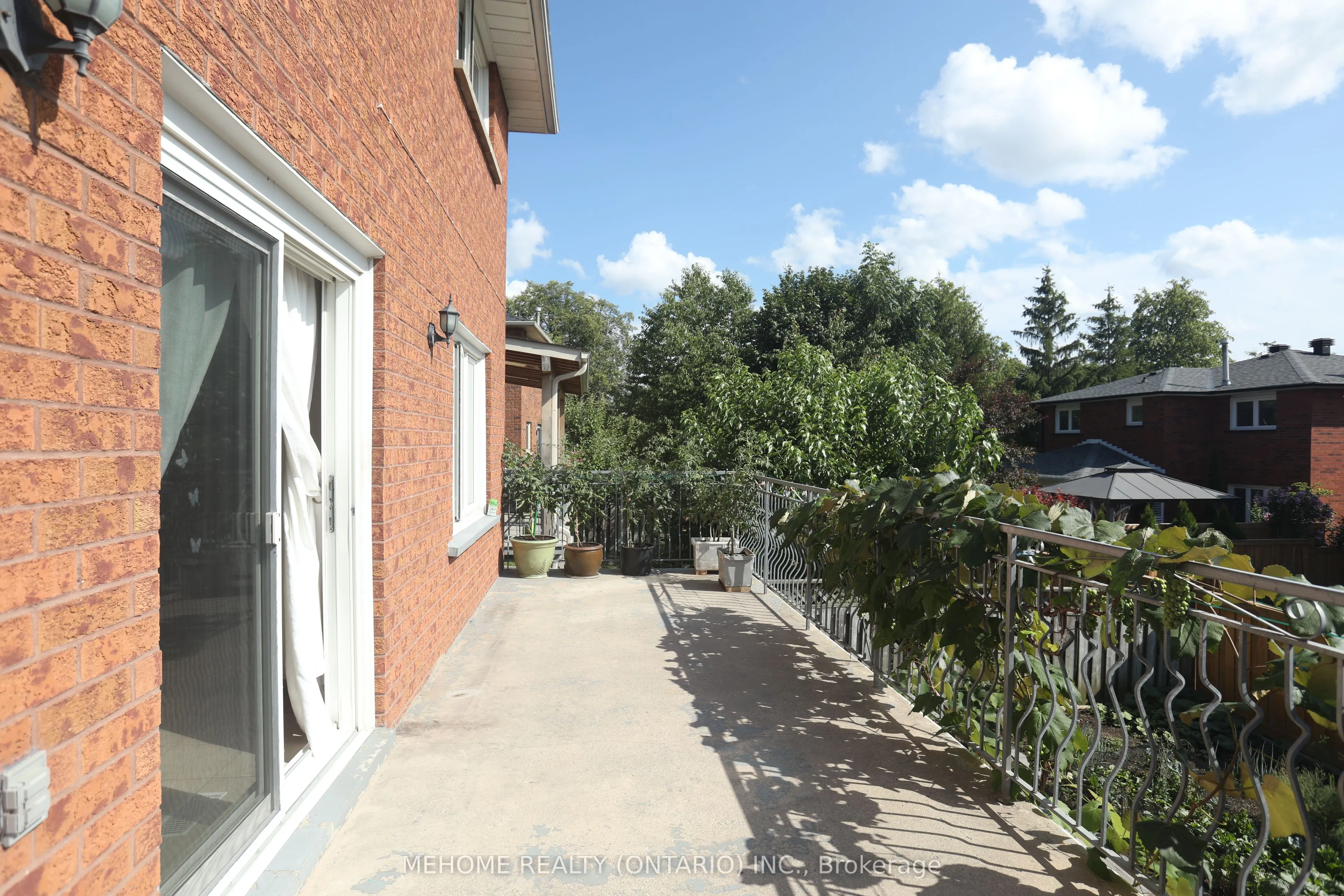 70 Governor Crescent