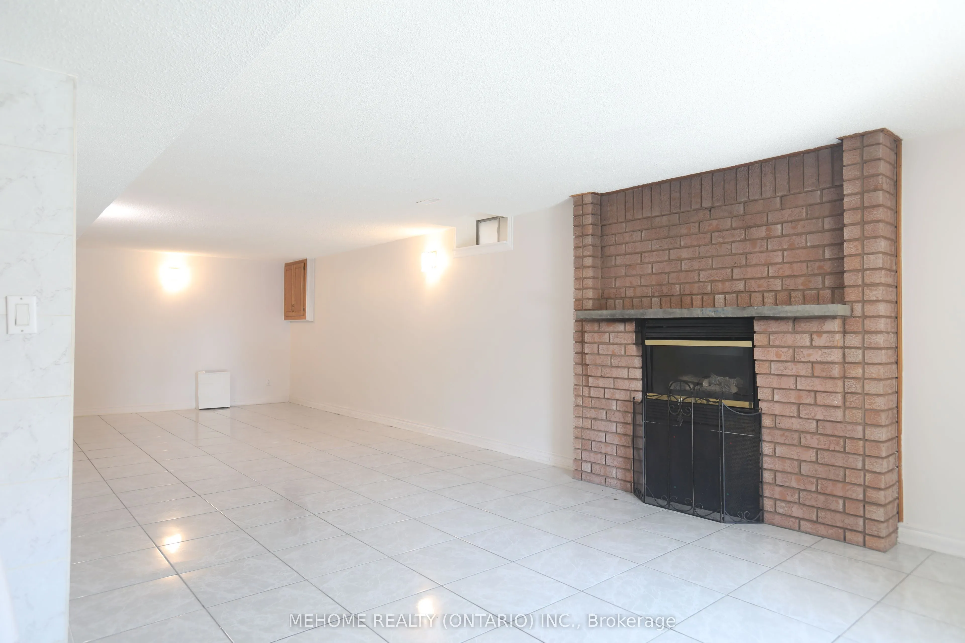 70 Governor Crescent