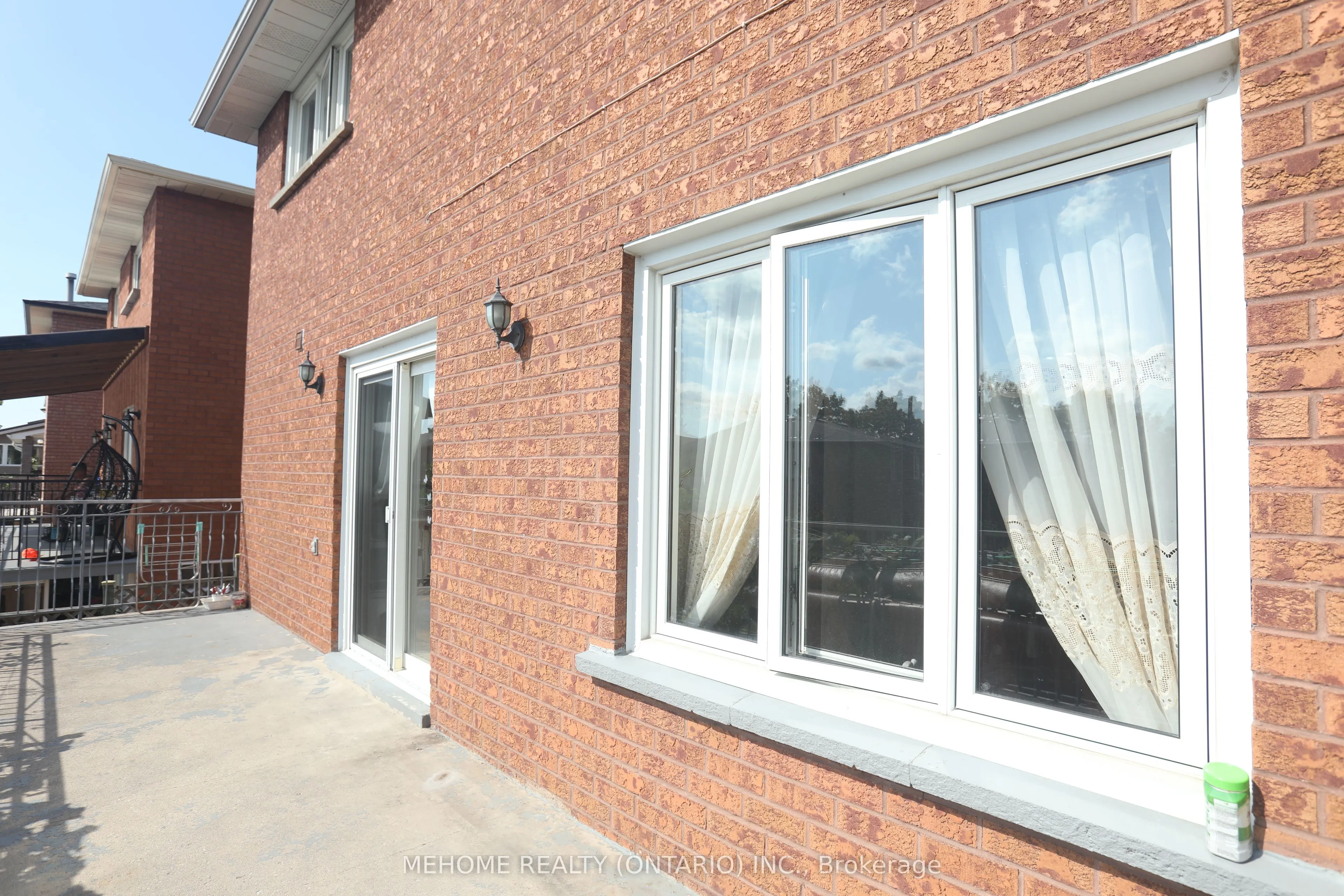 70 Governor Crescent