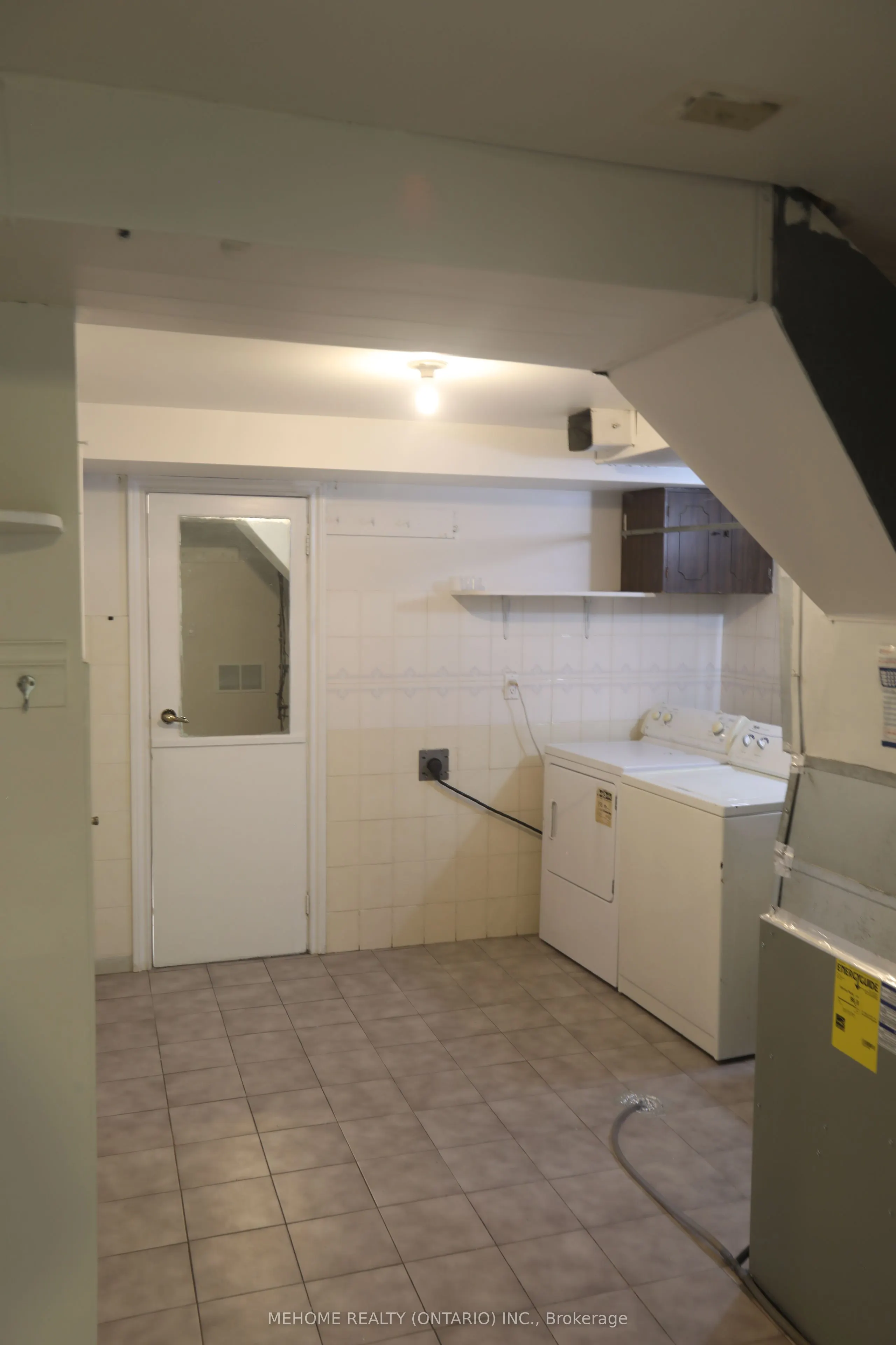 70 Governor Crescent