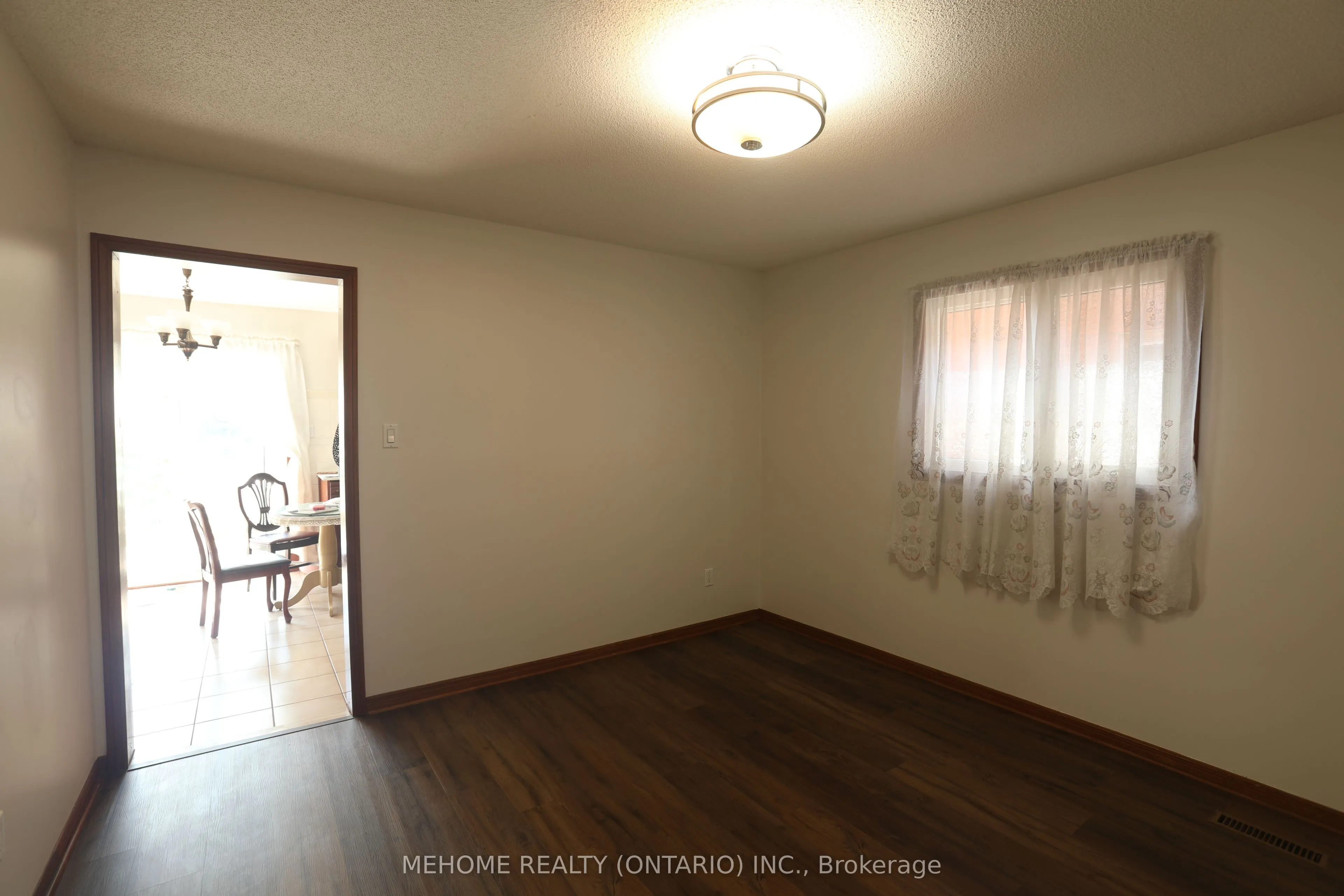 70 Governor Crescent