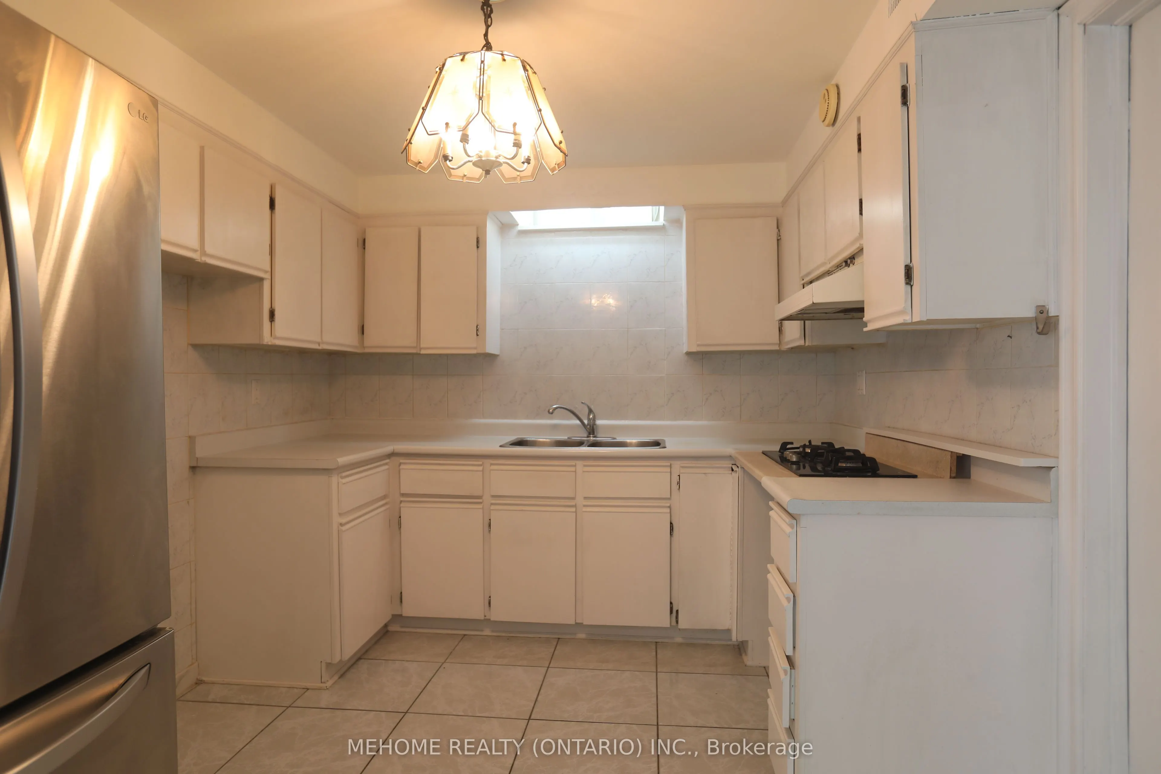 70 Governor Crescent