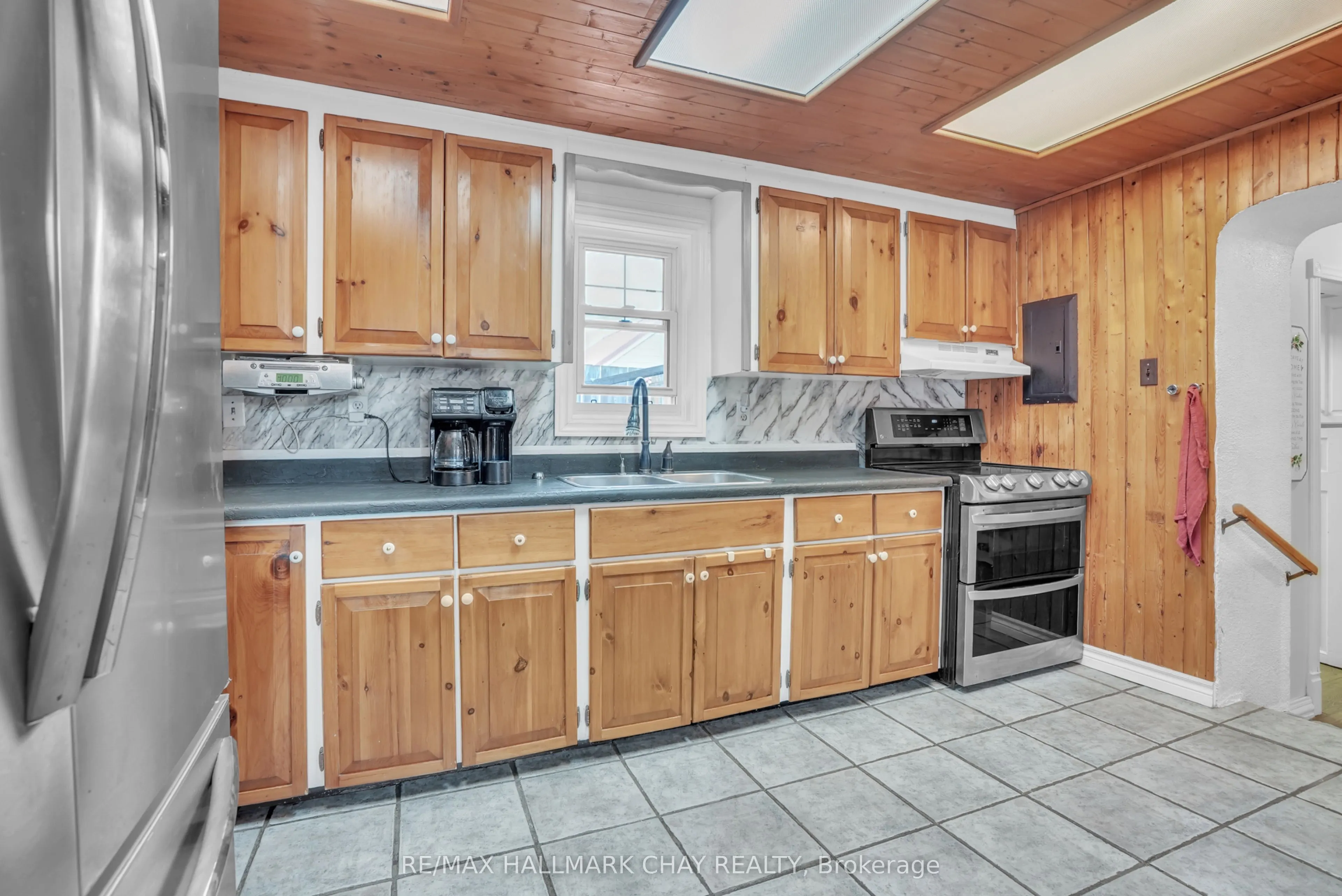 6164 County Rd 13 Road