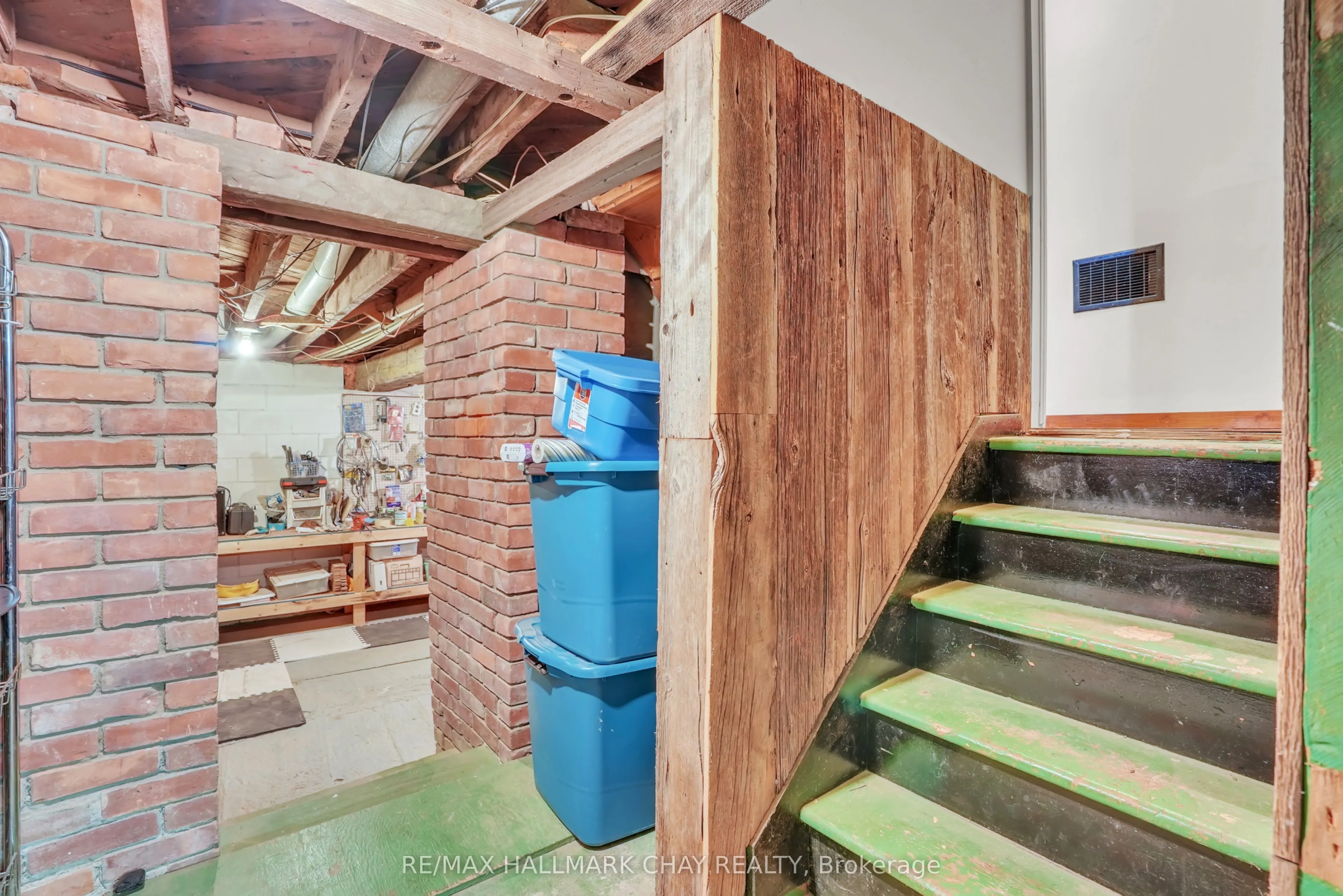 6164 County Rd 13 Road