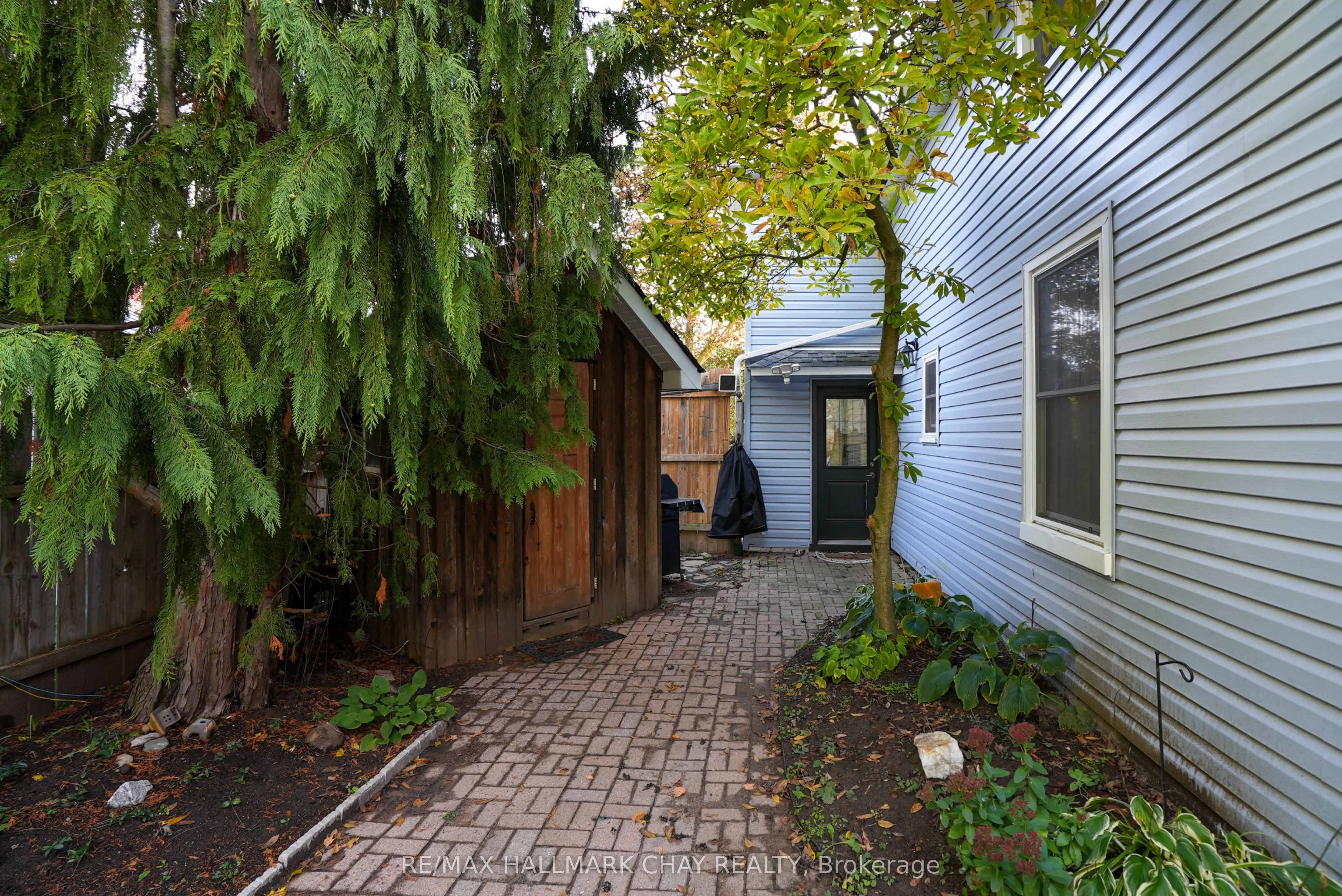 6164 County Rd 13 Road