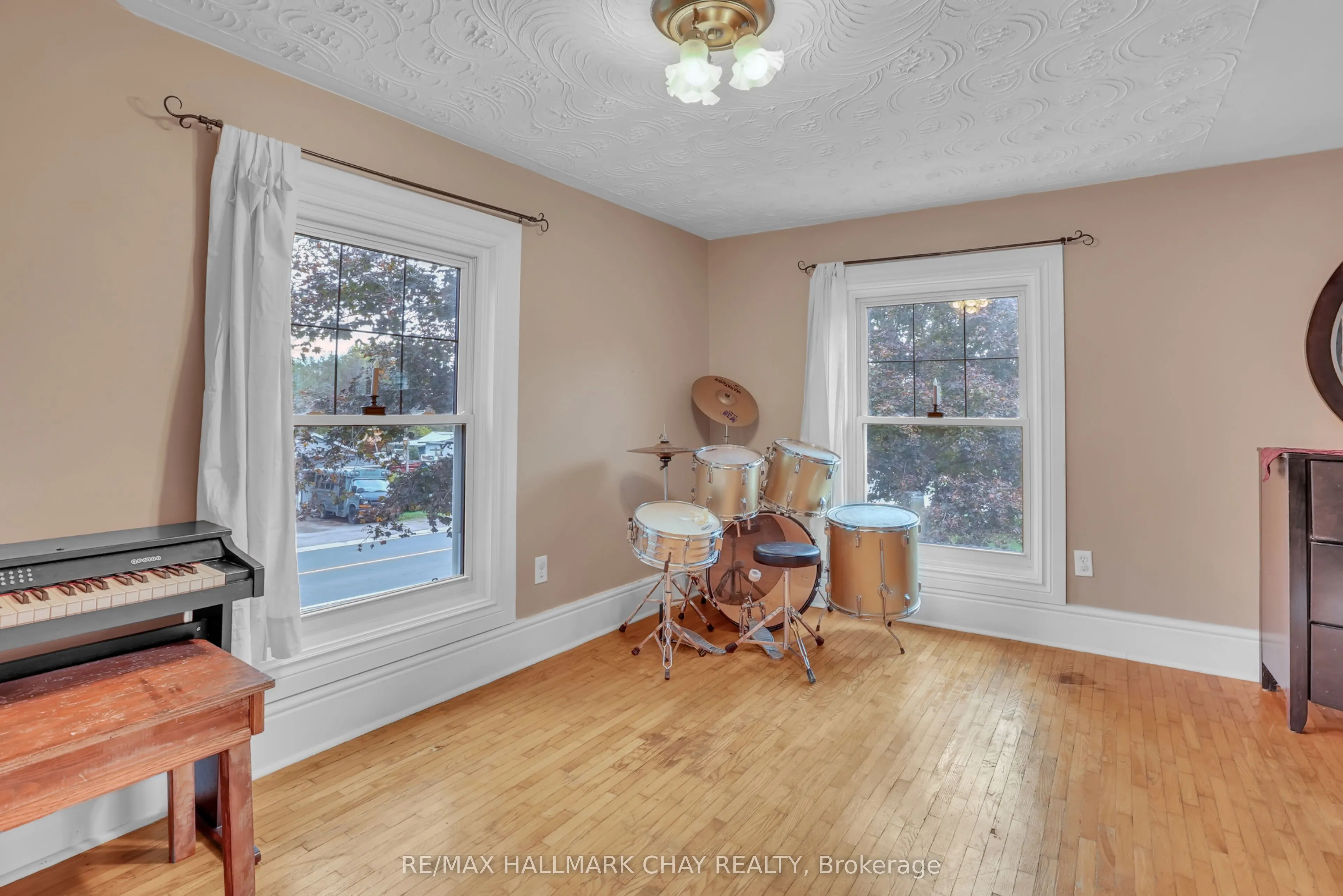 6164 County Rd 13 Road