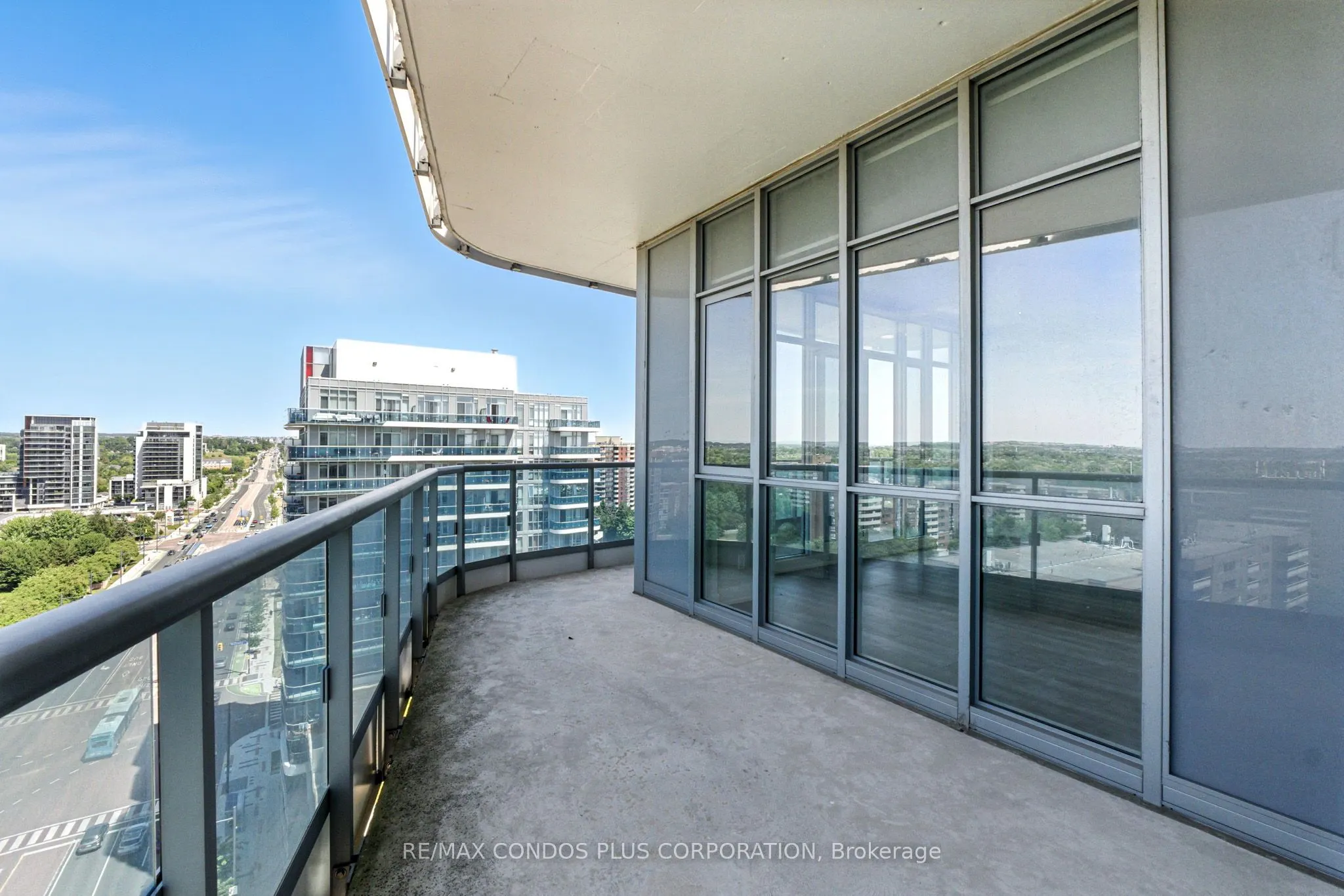 9471 Yonge Street, #Lph15