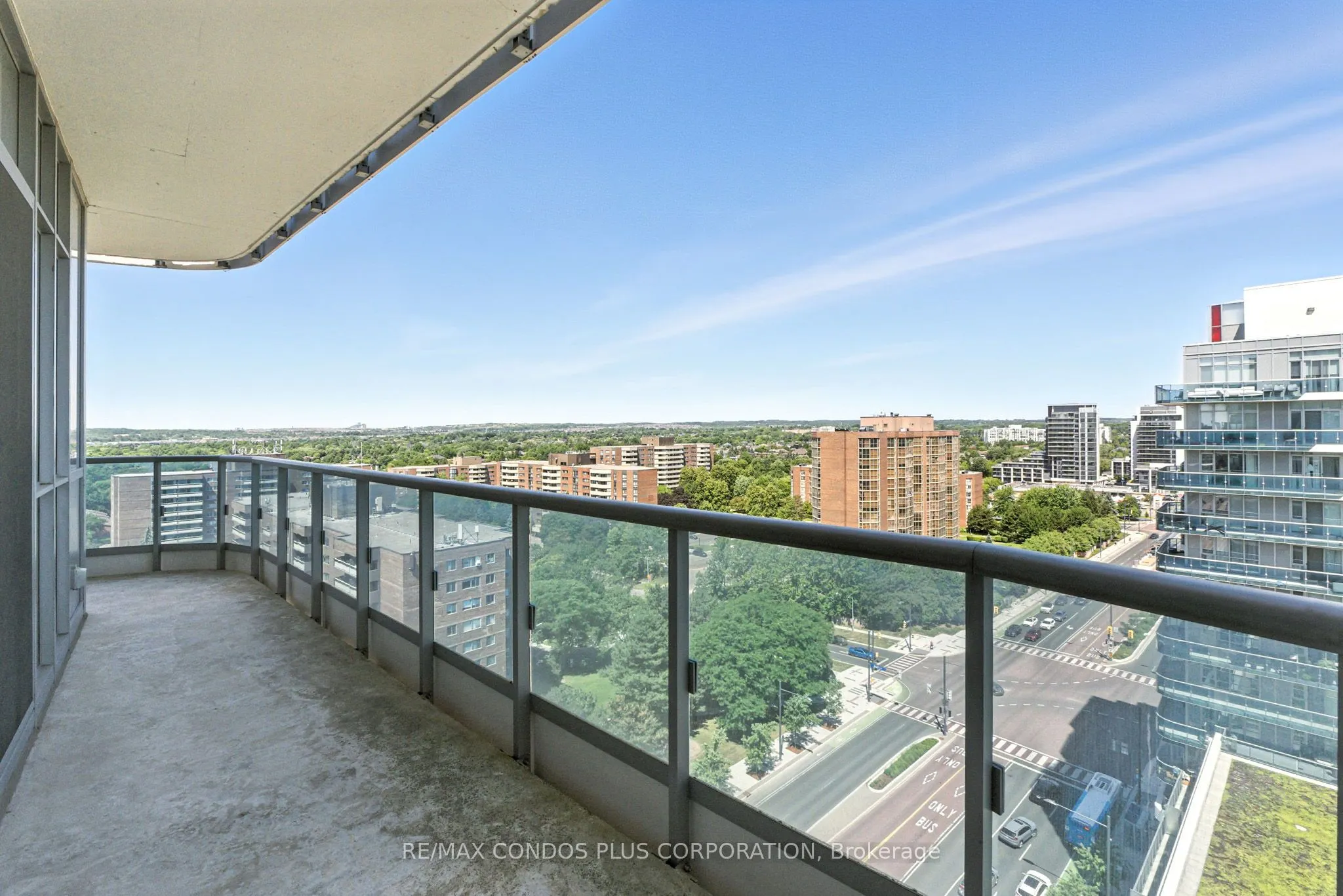 9471 Yonge Street, #Lph15