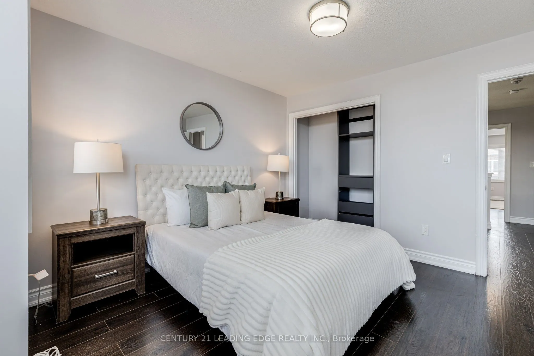 102 MACTIER Drive, #UPPER