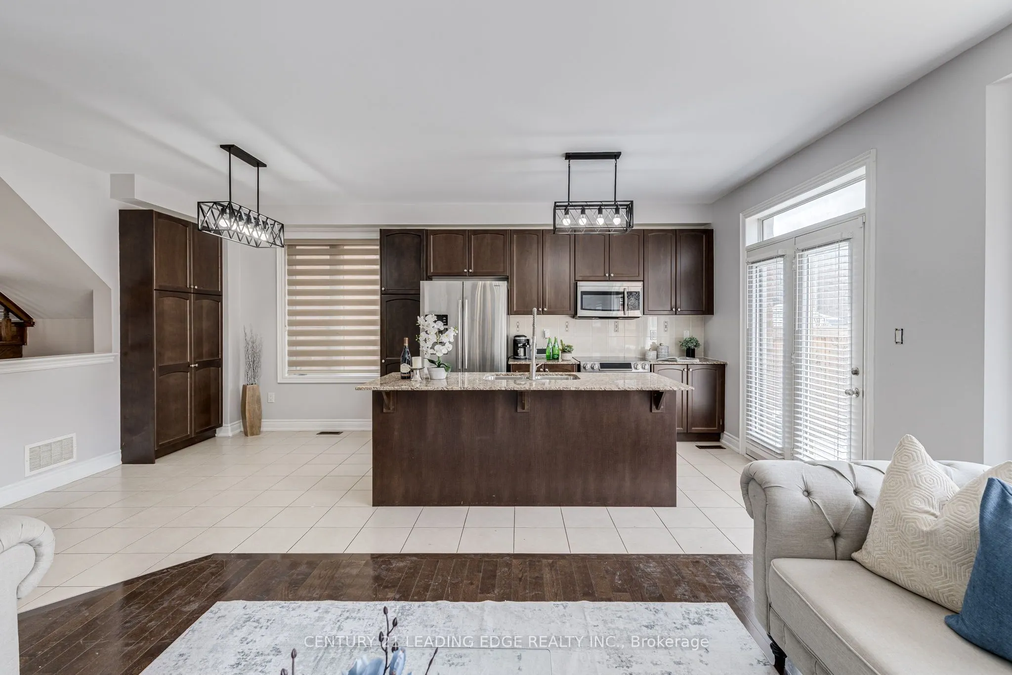 102 MACTIER Drive, #UPPER