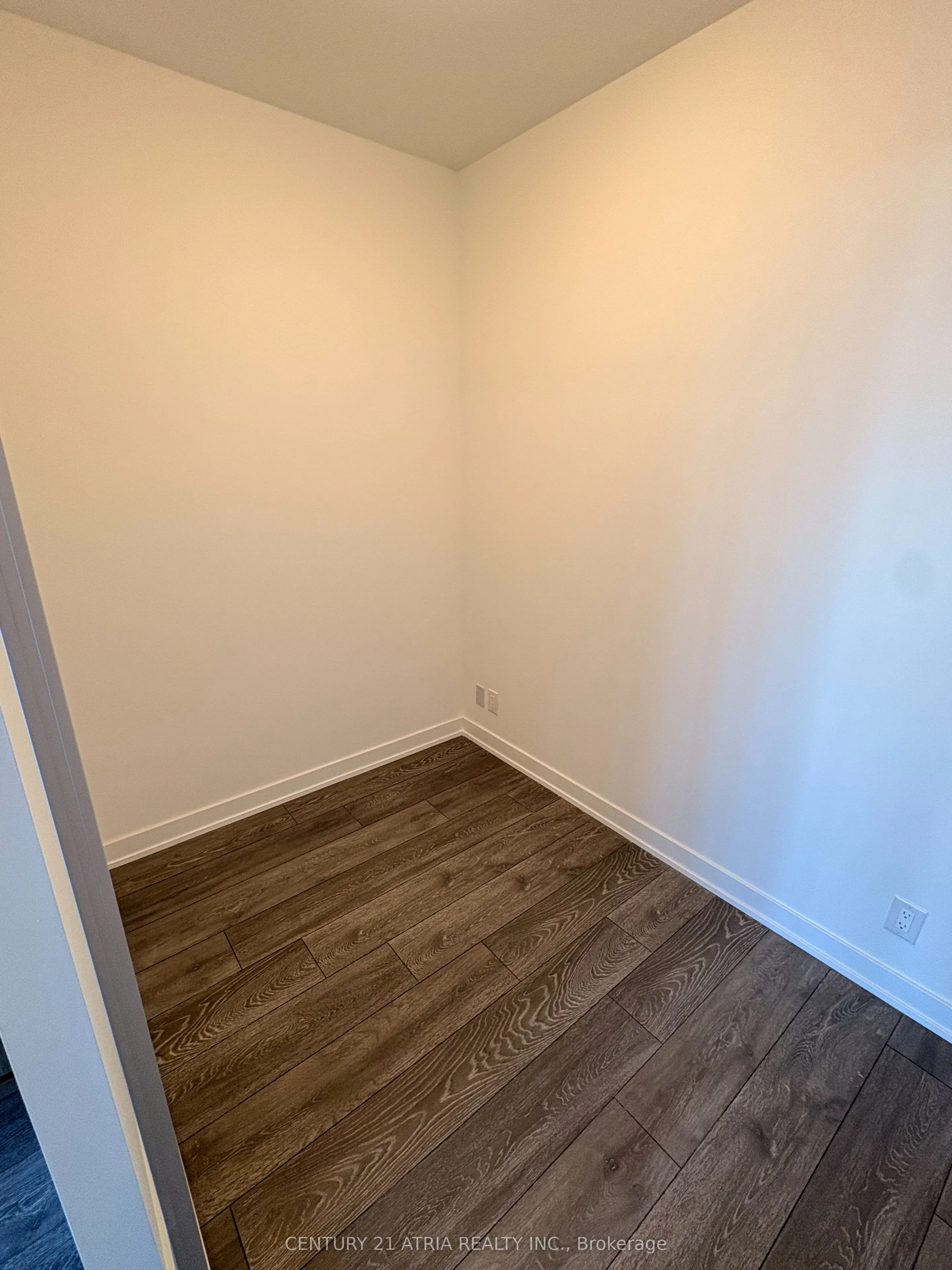 8888 Yonge Street, #712