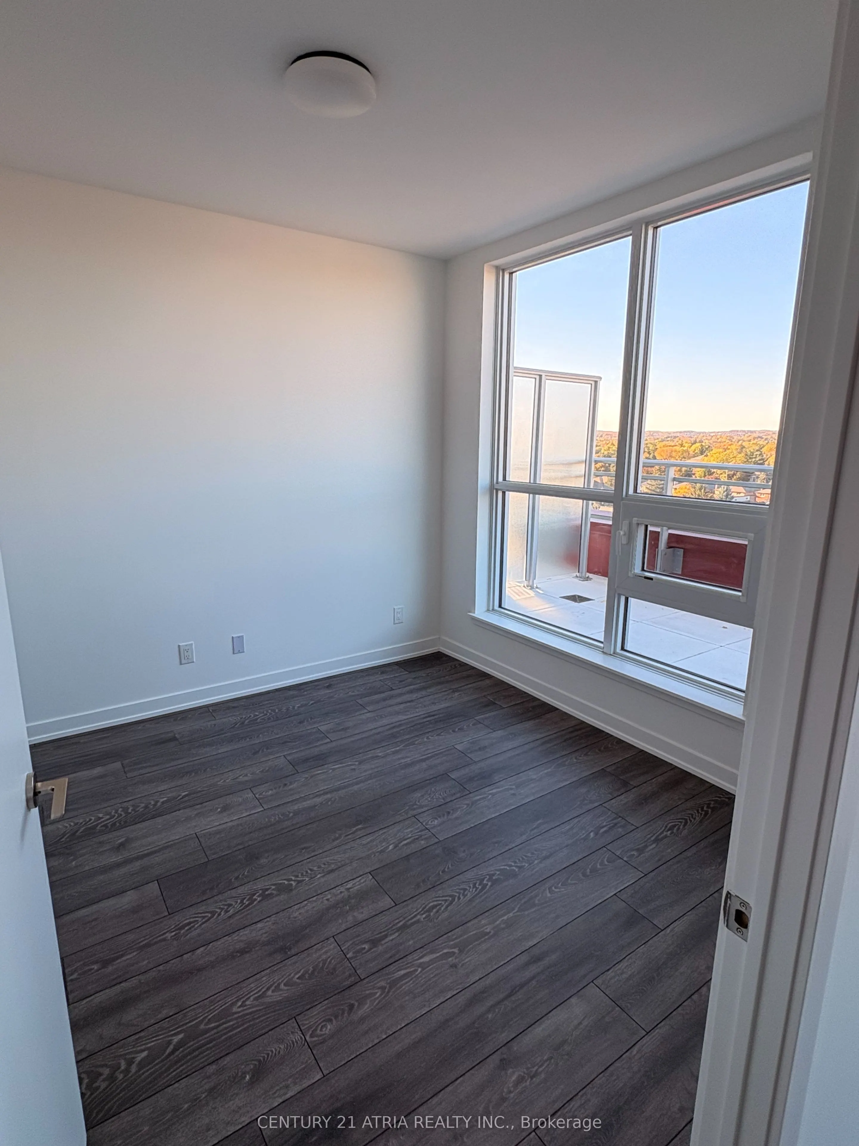 8888 Yonge Street, #712