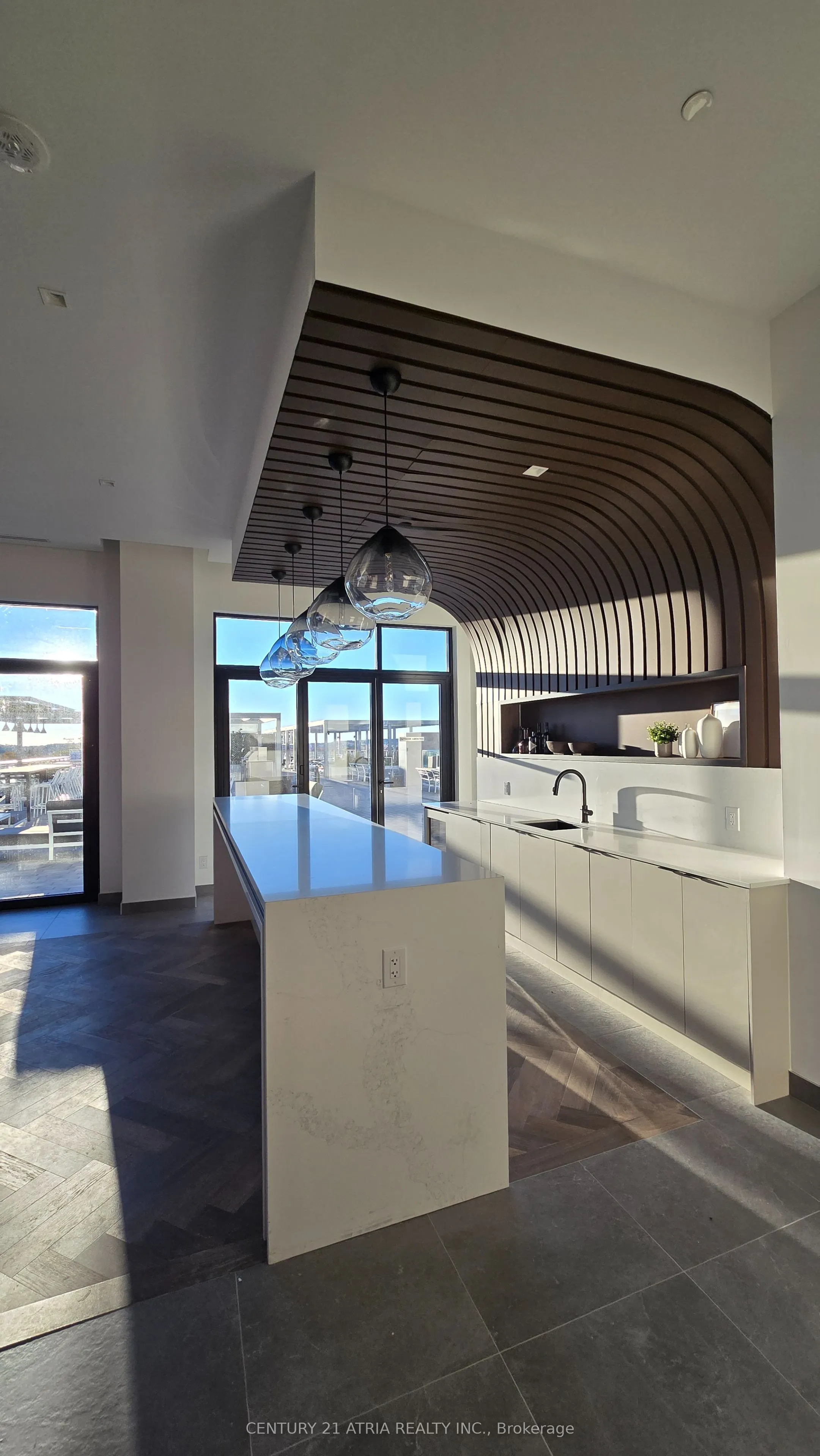 8888 Yonge Street, #712