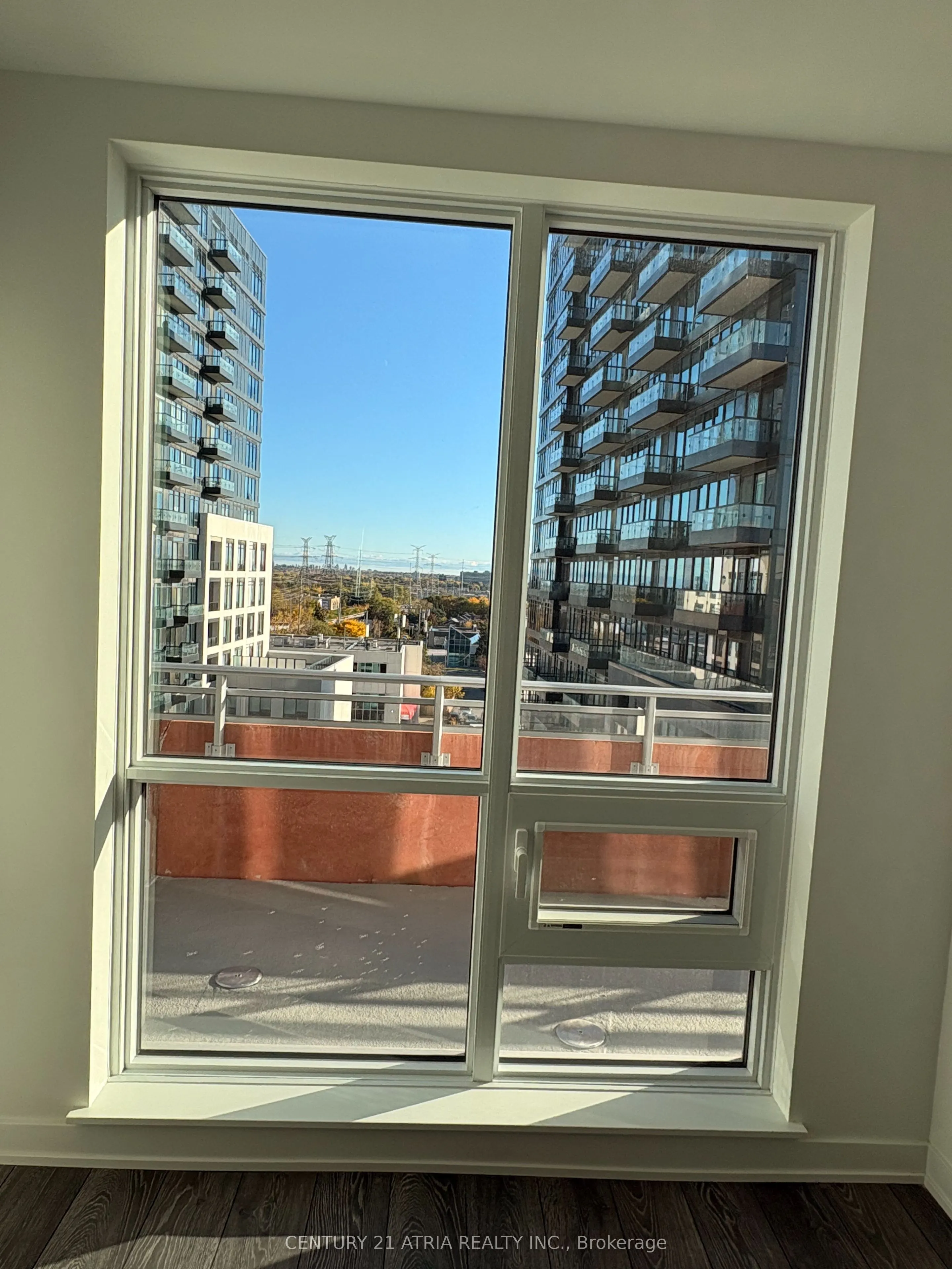 8888 Yonge Street, #705