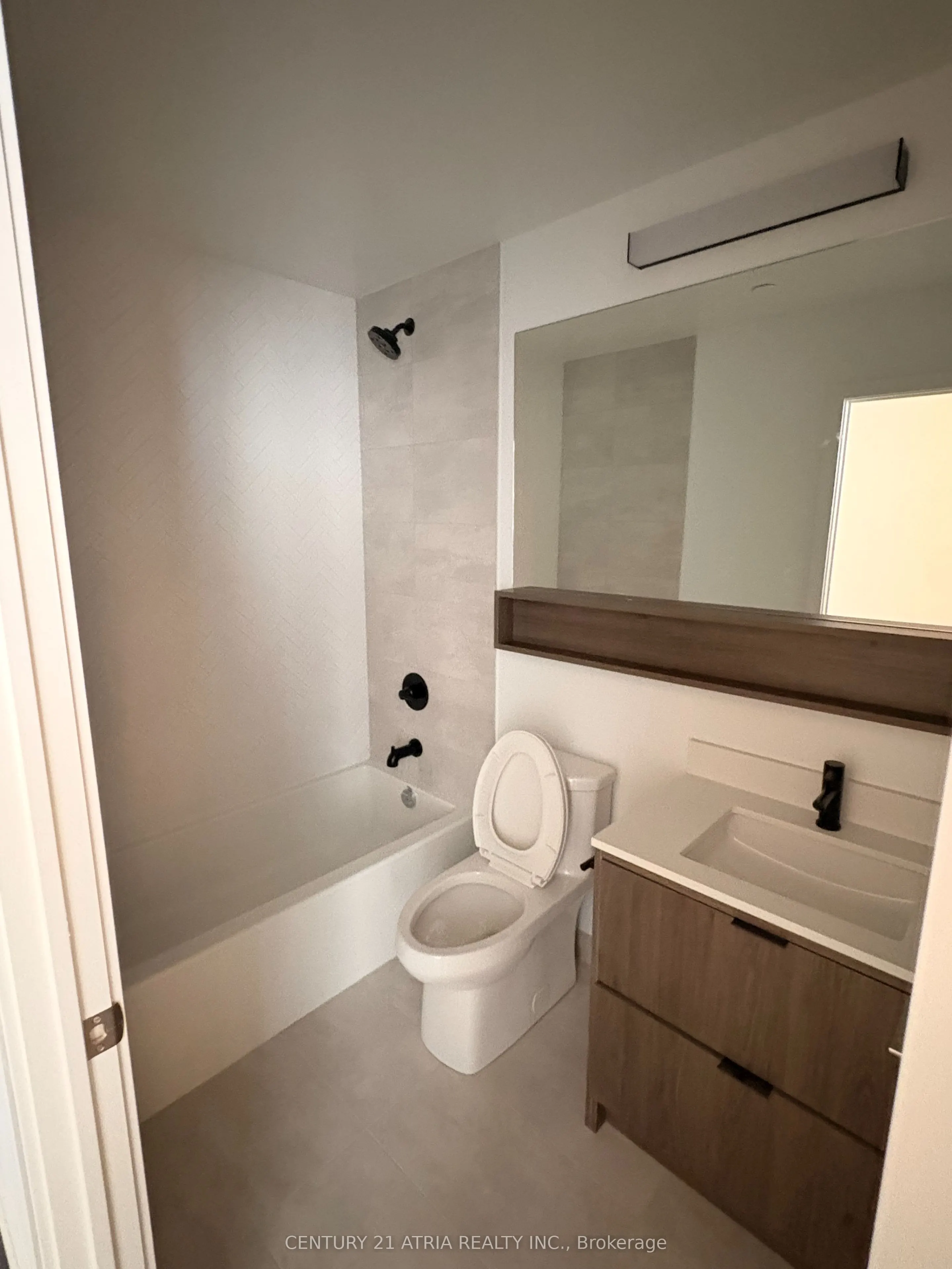 8888 Yonge Street, #705