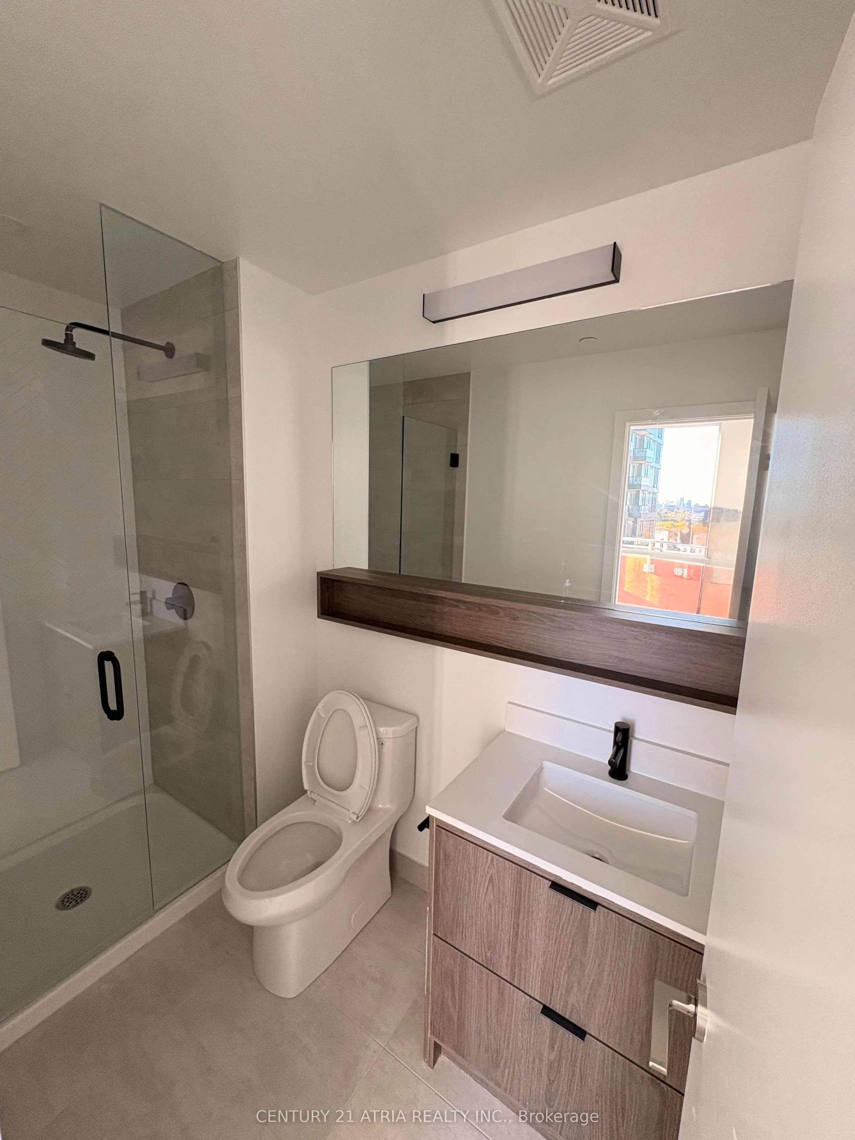 8888 Yonge Street, #705