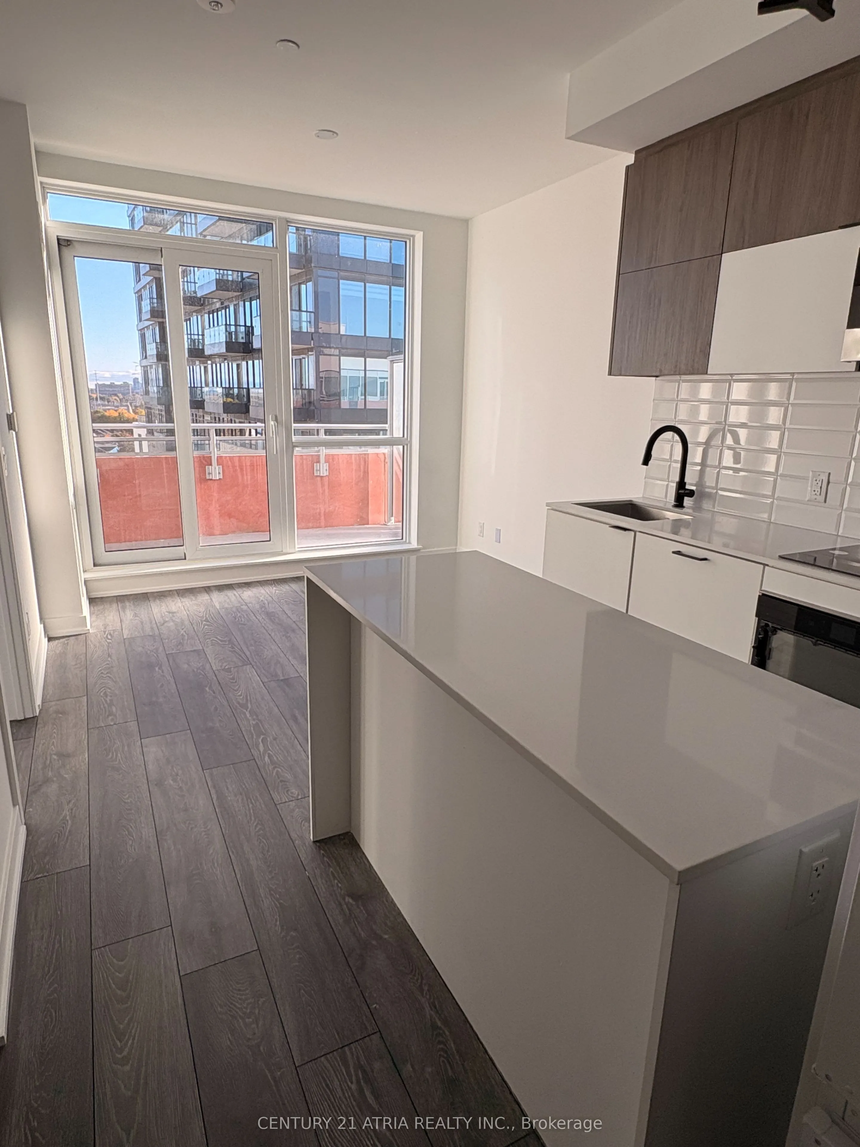 8888 Yonge Street, #705