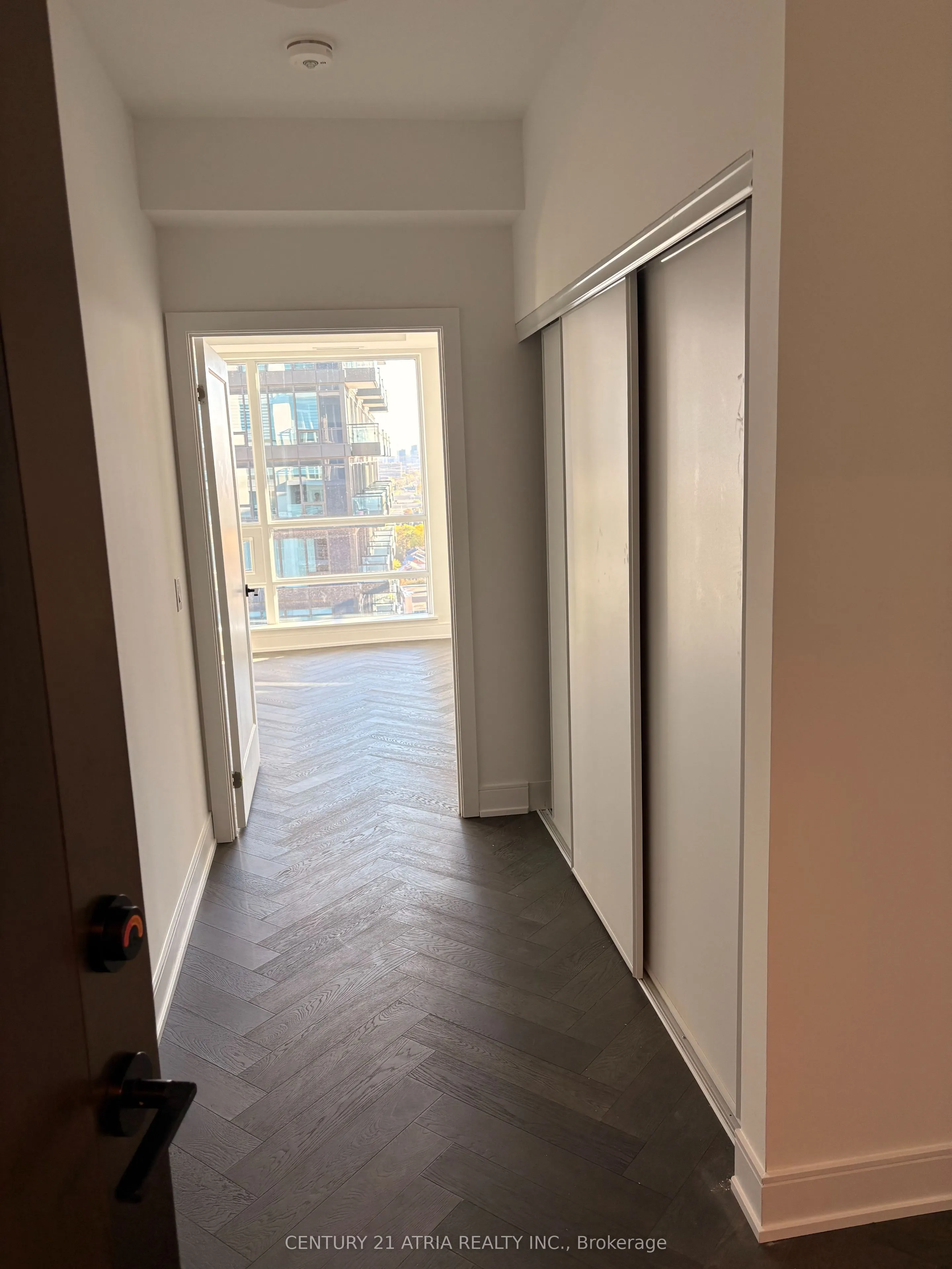 8888 Yonge Street, #901