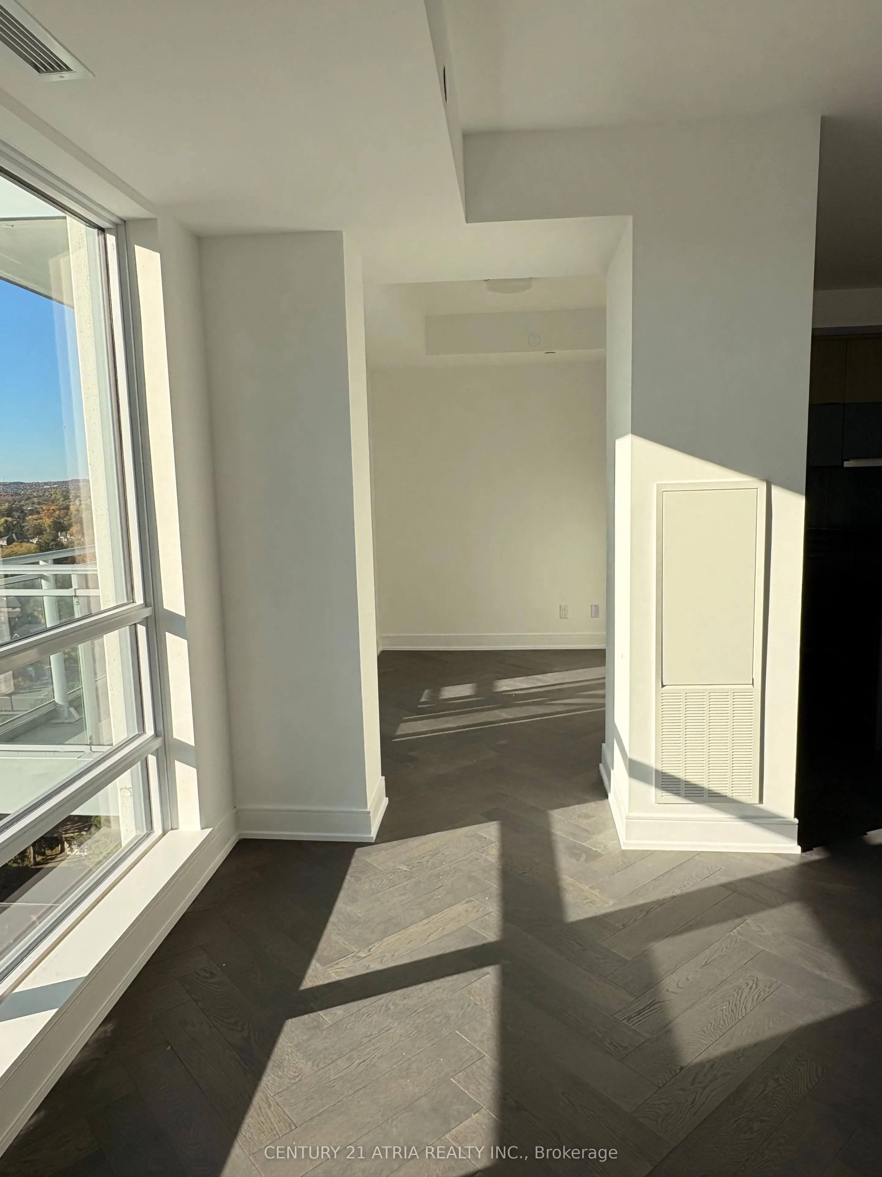 8888 Yonge Street, #901