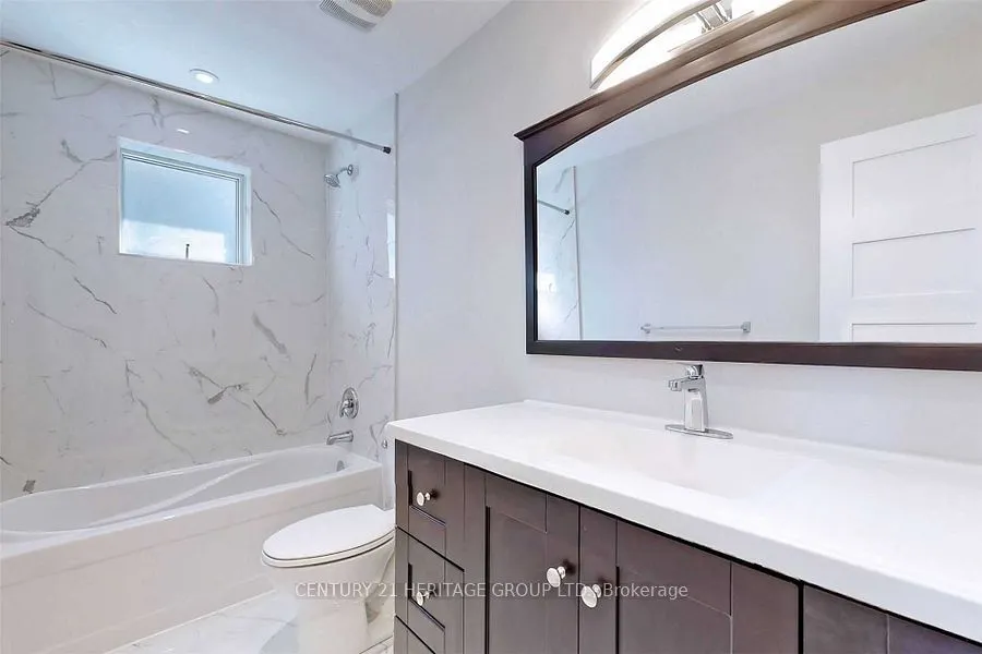 765 Greenfield Crescent, #Main