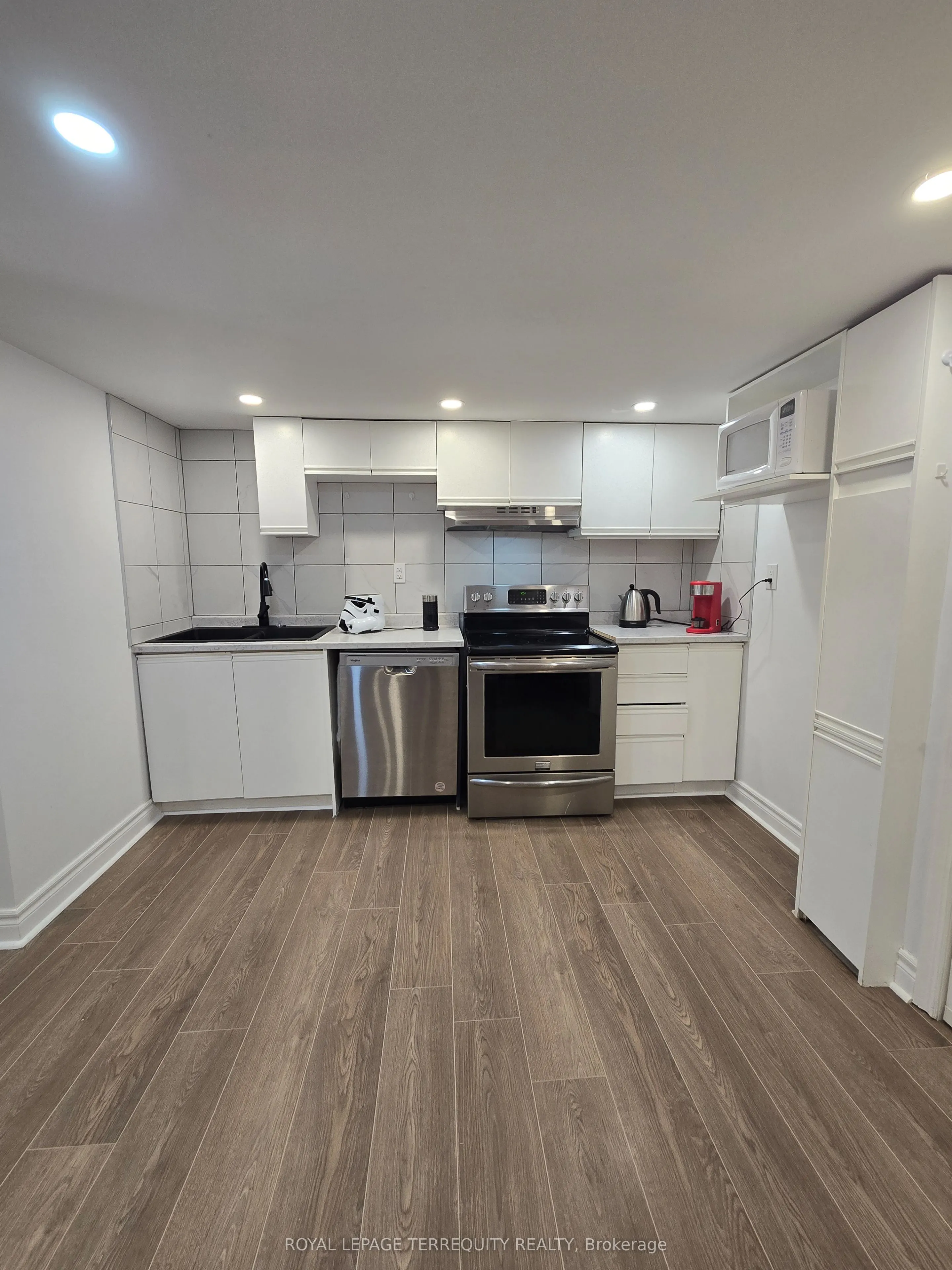 55 Queens Court, #Bsmt