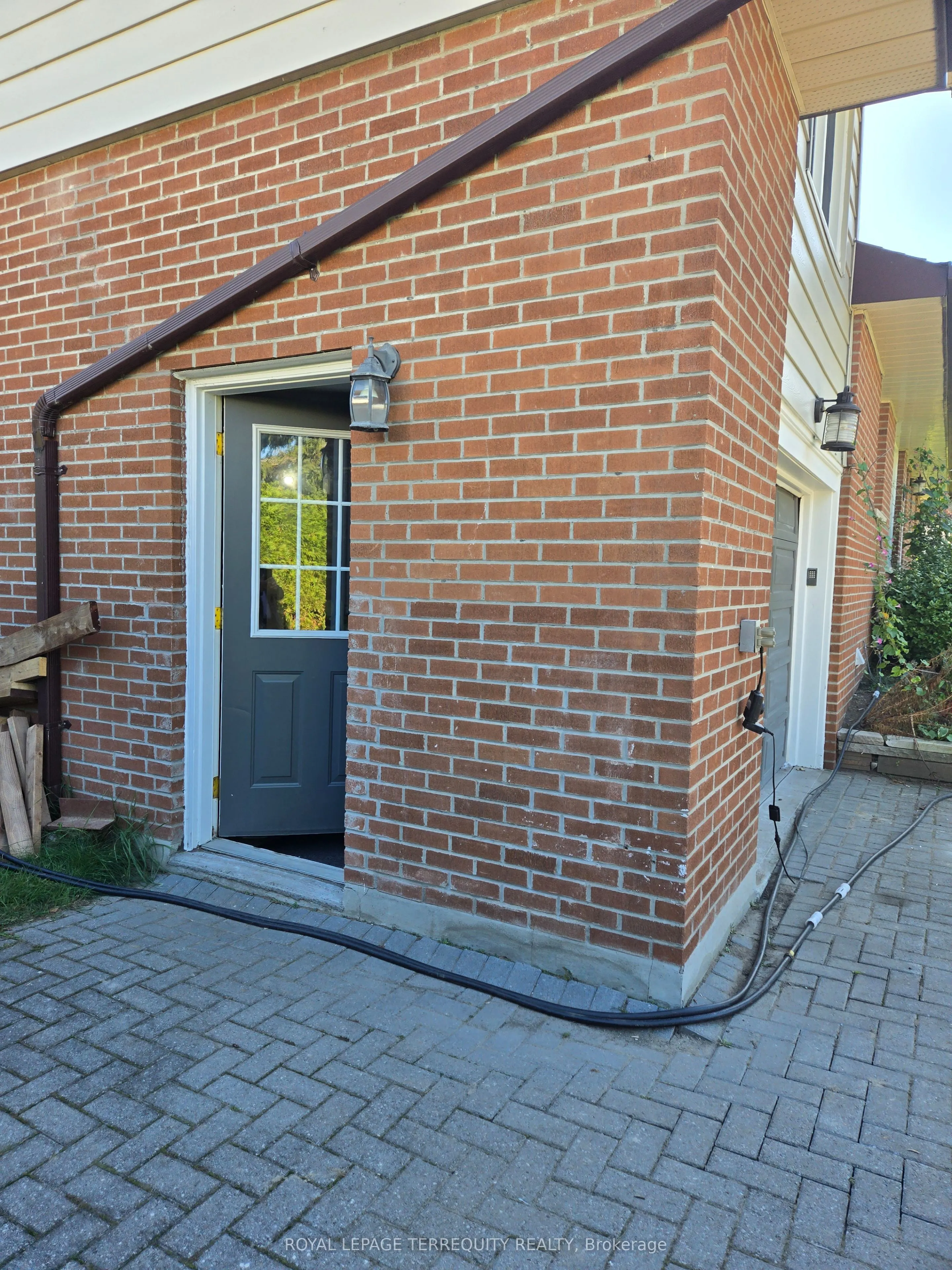 55 Queens Court, #Bsmt