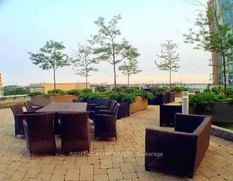 60 South Town Centre Boulevard, #Uph10