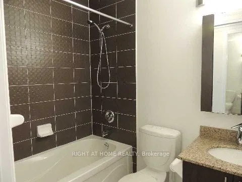 60 South Town Centre Boulevard, #Uph10