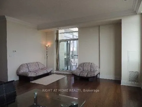 60 South Town Centre Boulevard, #Uph10