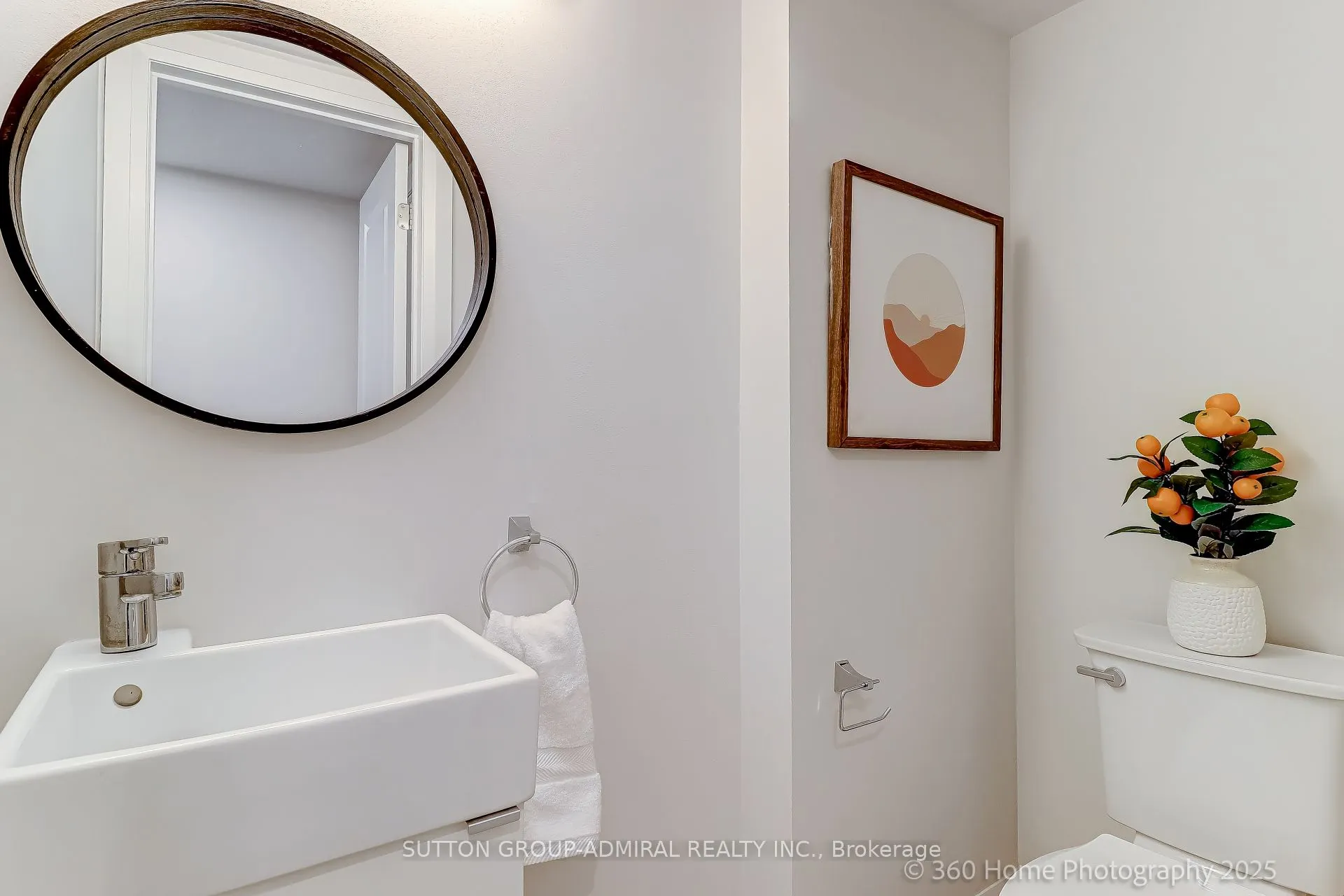 326 John Street, #143