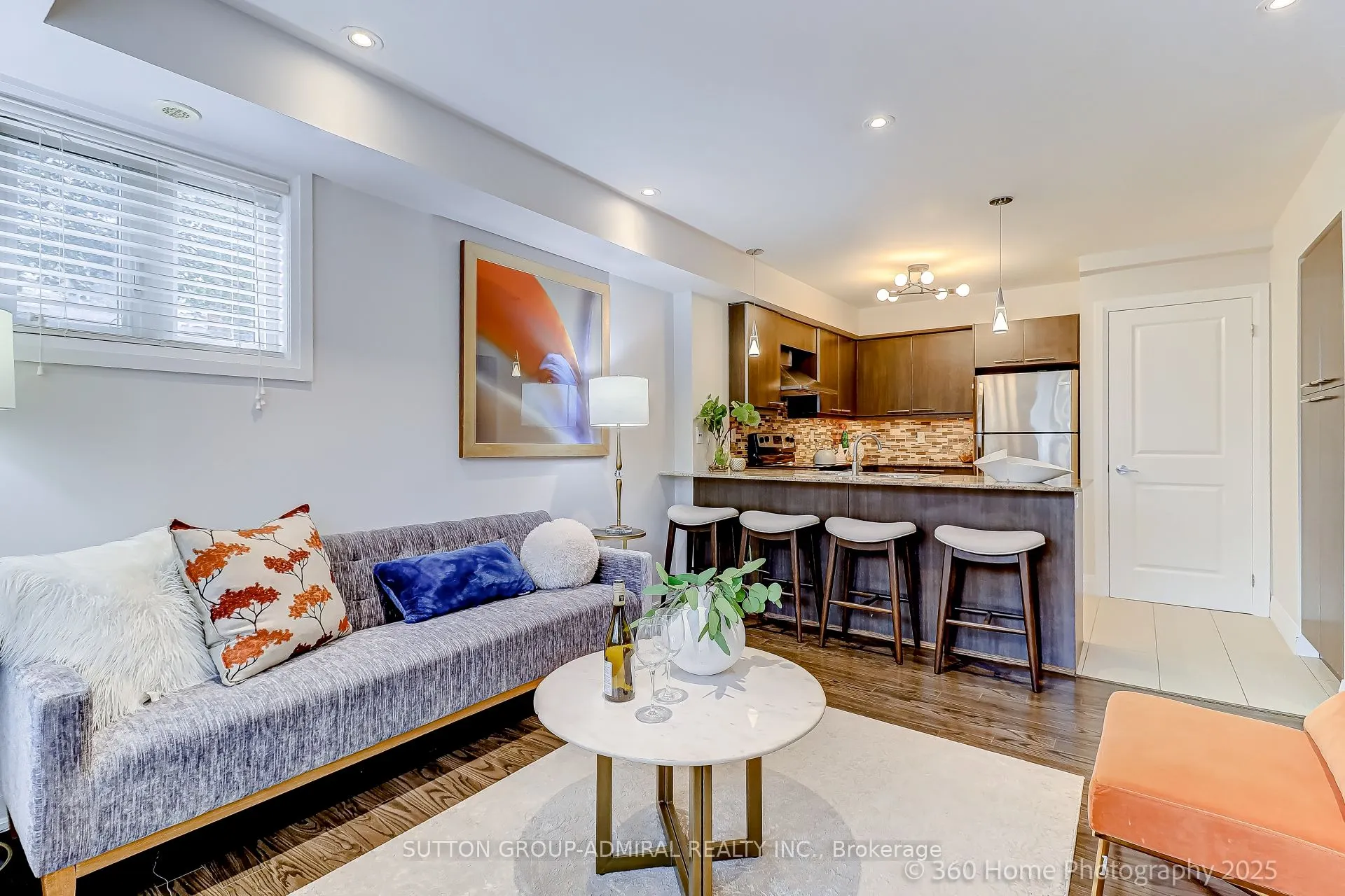 326 John Street, #143