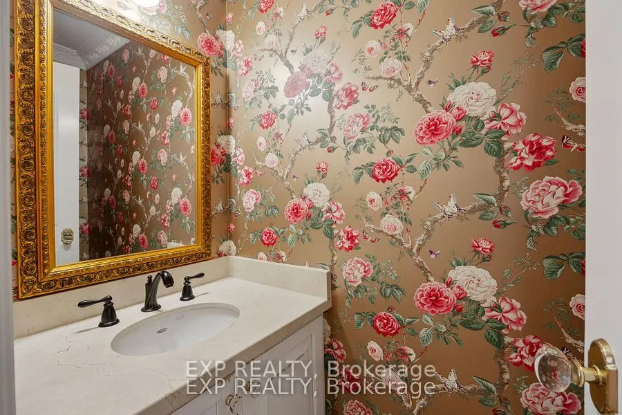 70 Hemingway Crescent