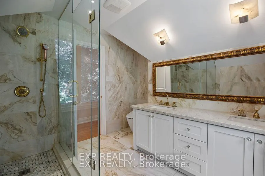 70 Hemingway Crescent