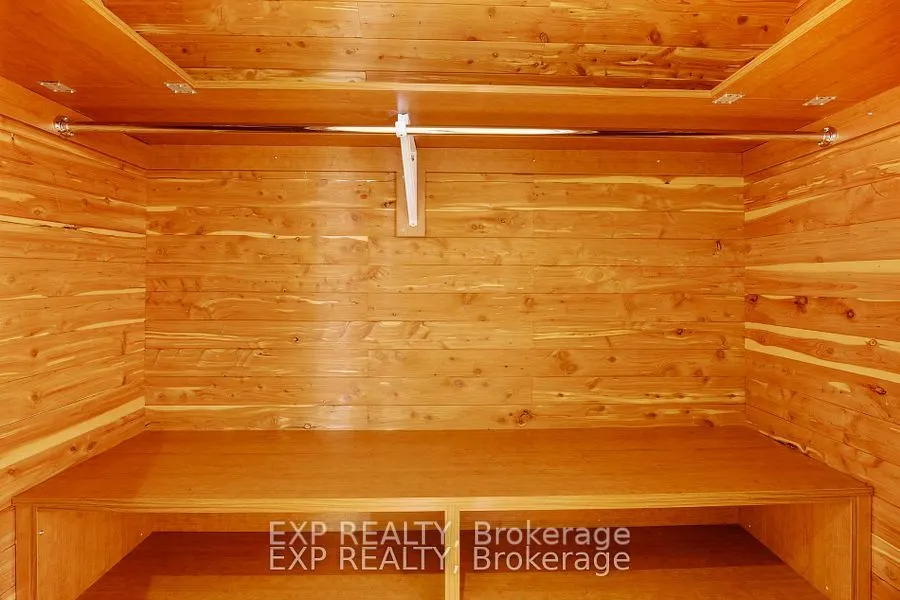 70 Hemingway Crescent