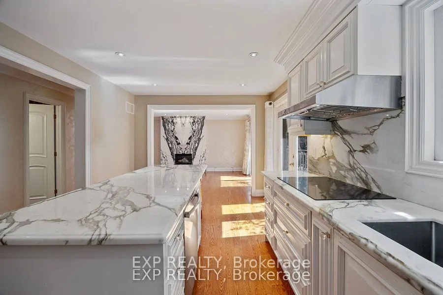 70 Hemingway Crescent