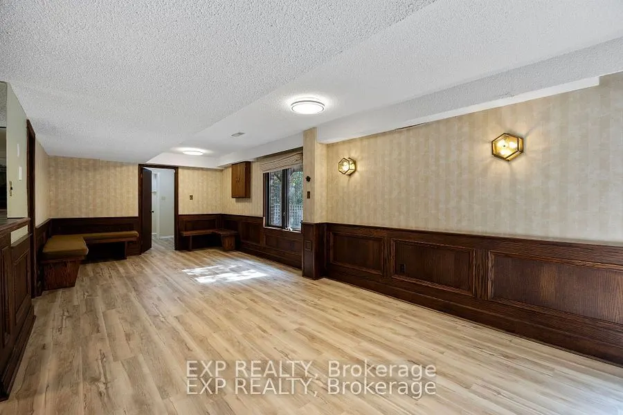 70 Hemingway Crescent