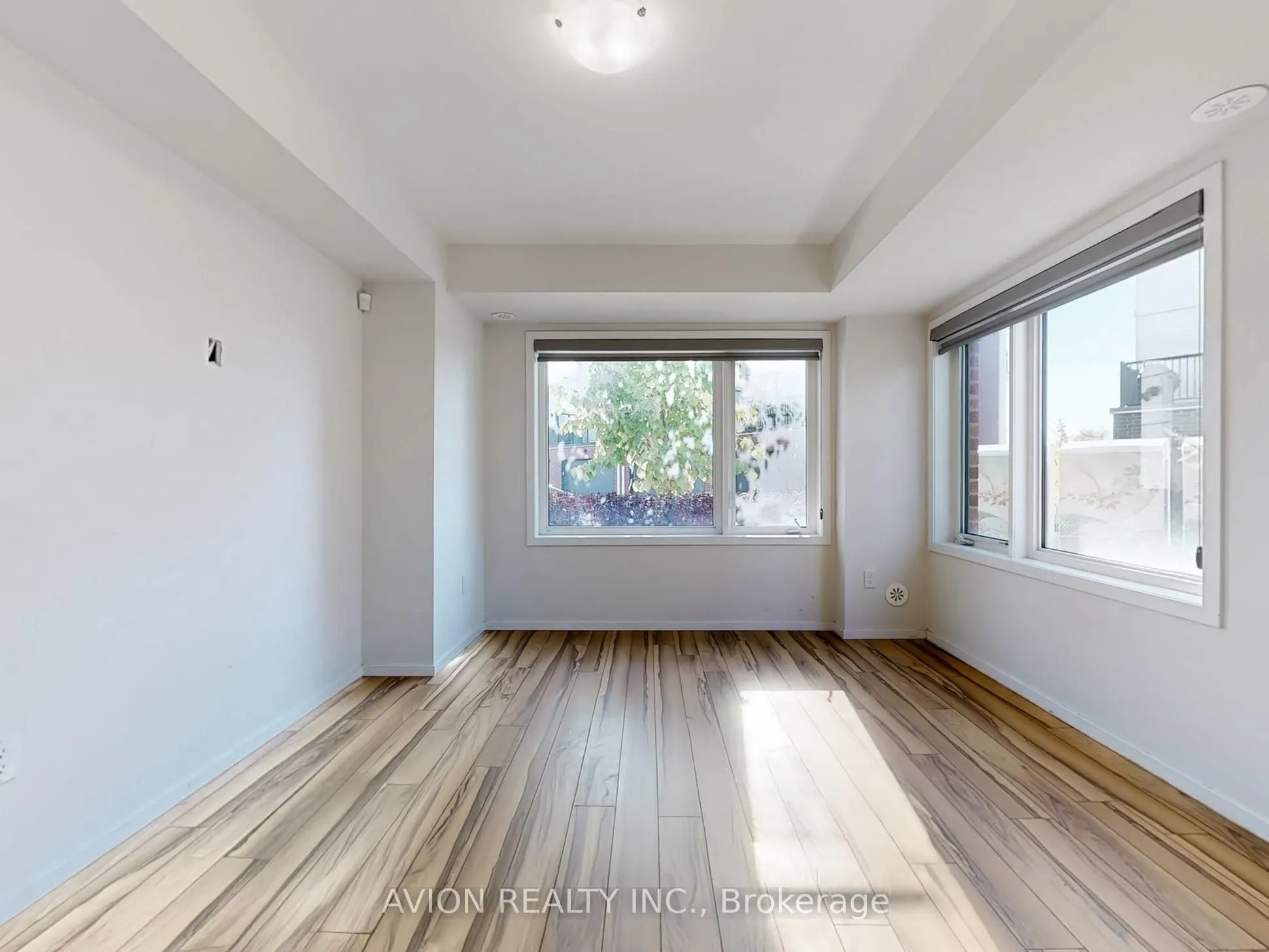 35 Thomas Armstrong Lane, #31