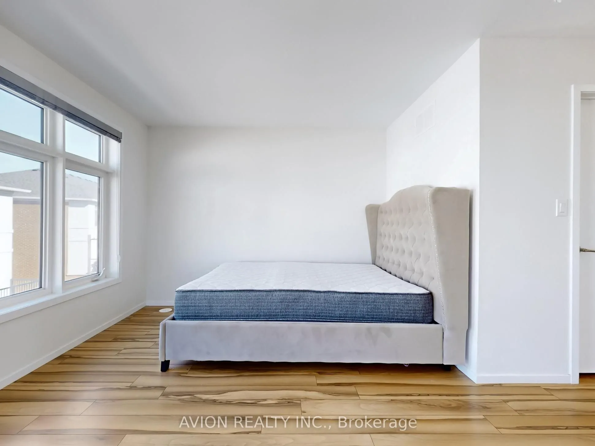 35 Thomas Armstrong Lane, #31