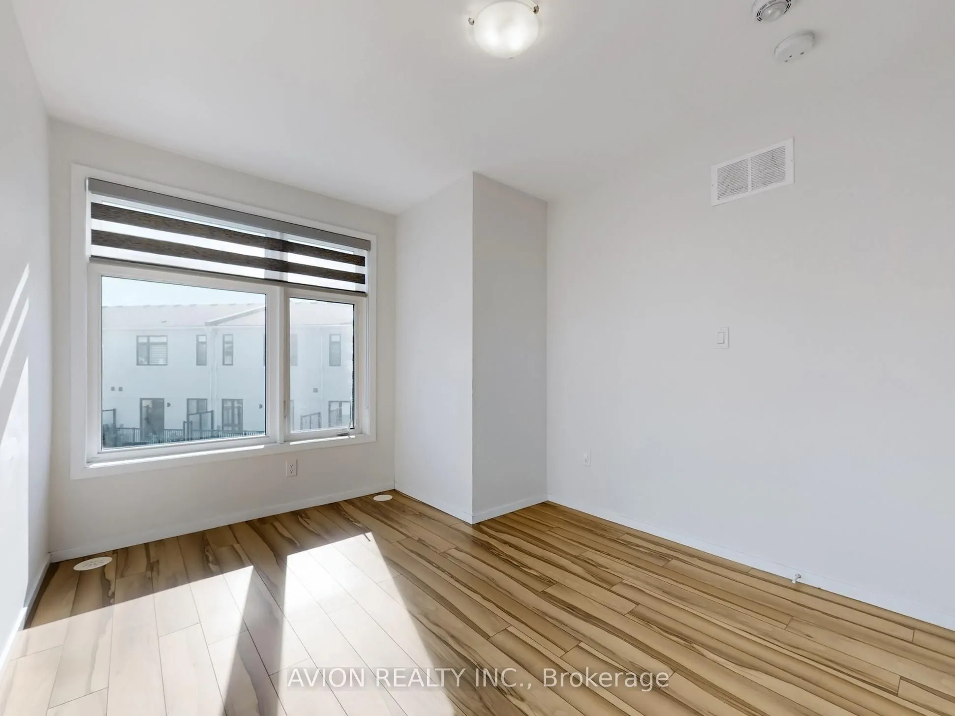 35 Thomas Armstrong Lane, #31