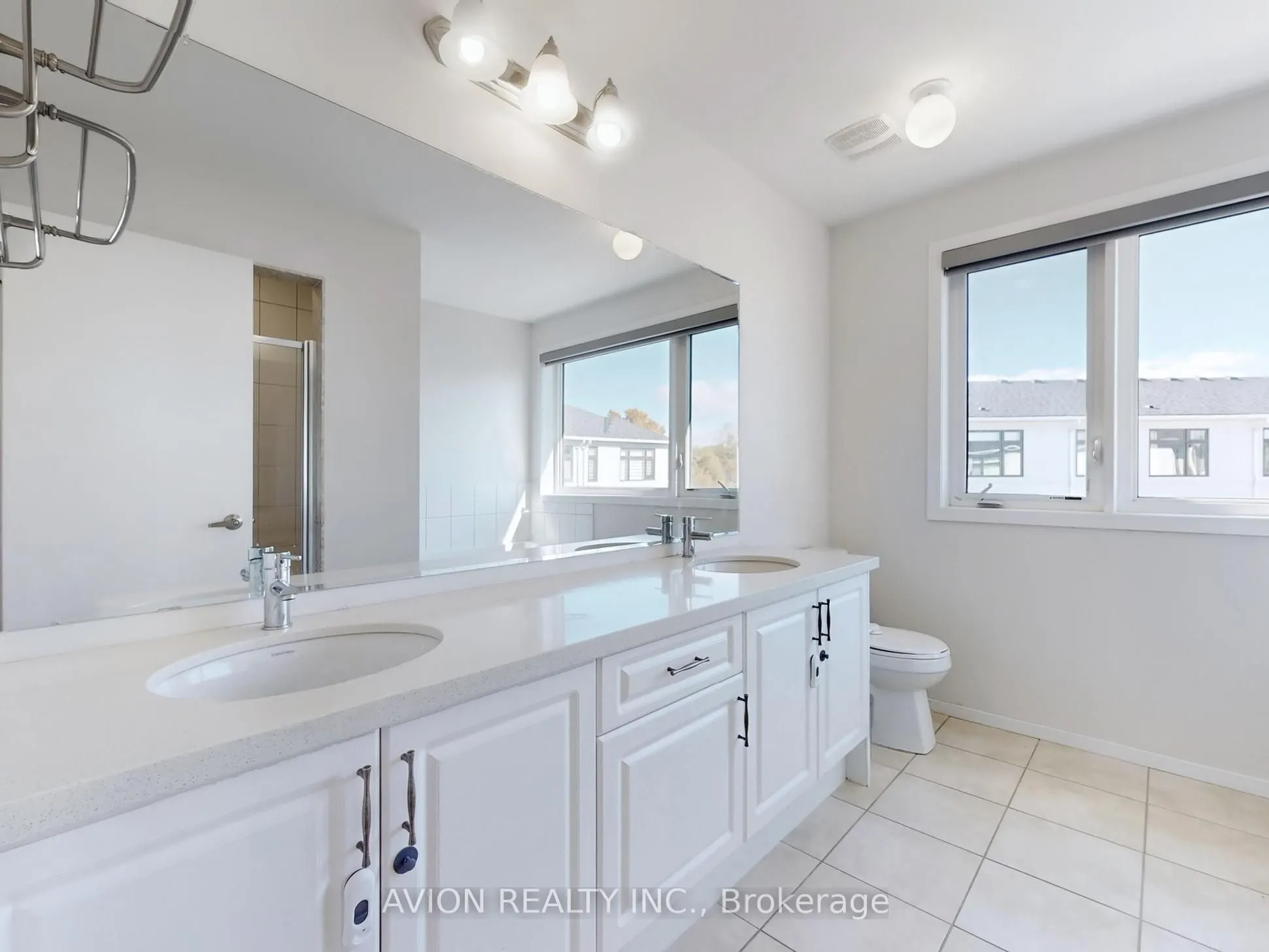 35 Thomas Armstrong Lane, #31