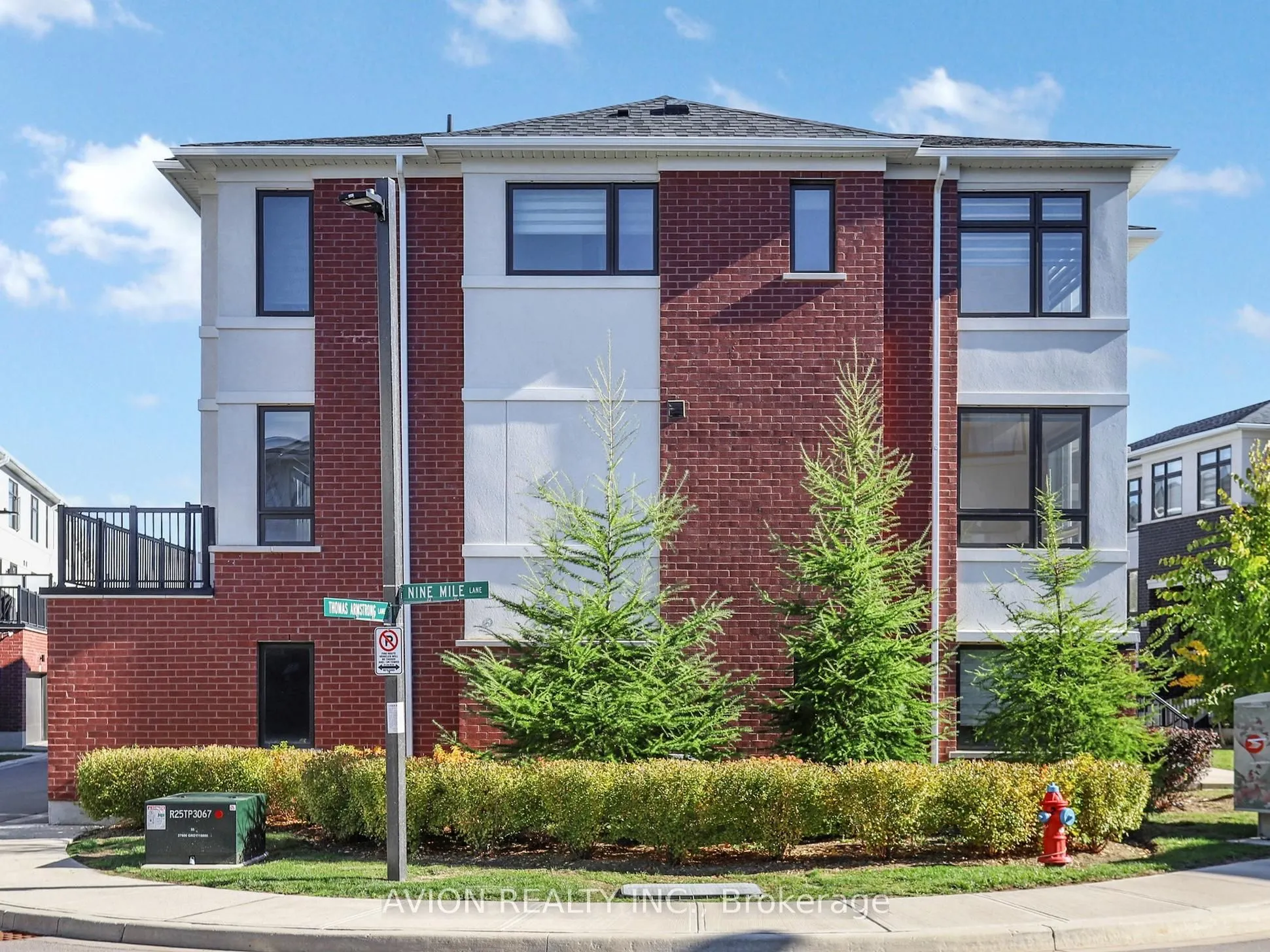 35 Thomas Armstrong Lane, #31