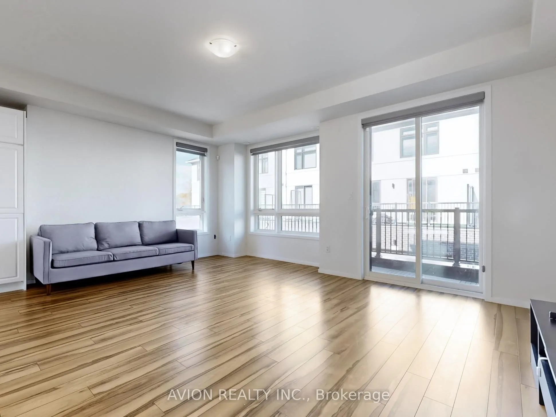 35 Thomas Armstrong Lane, #31