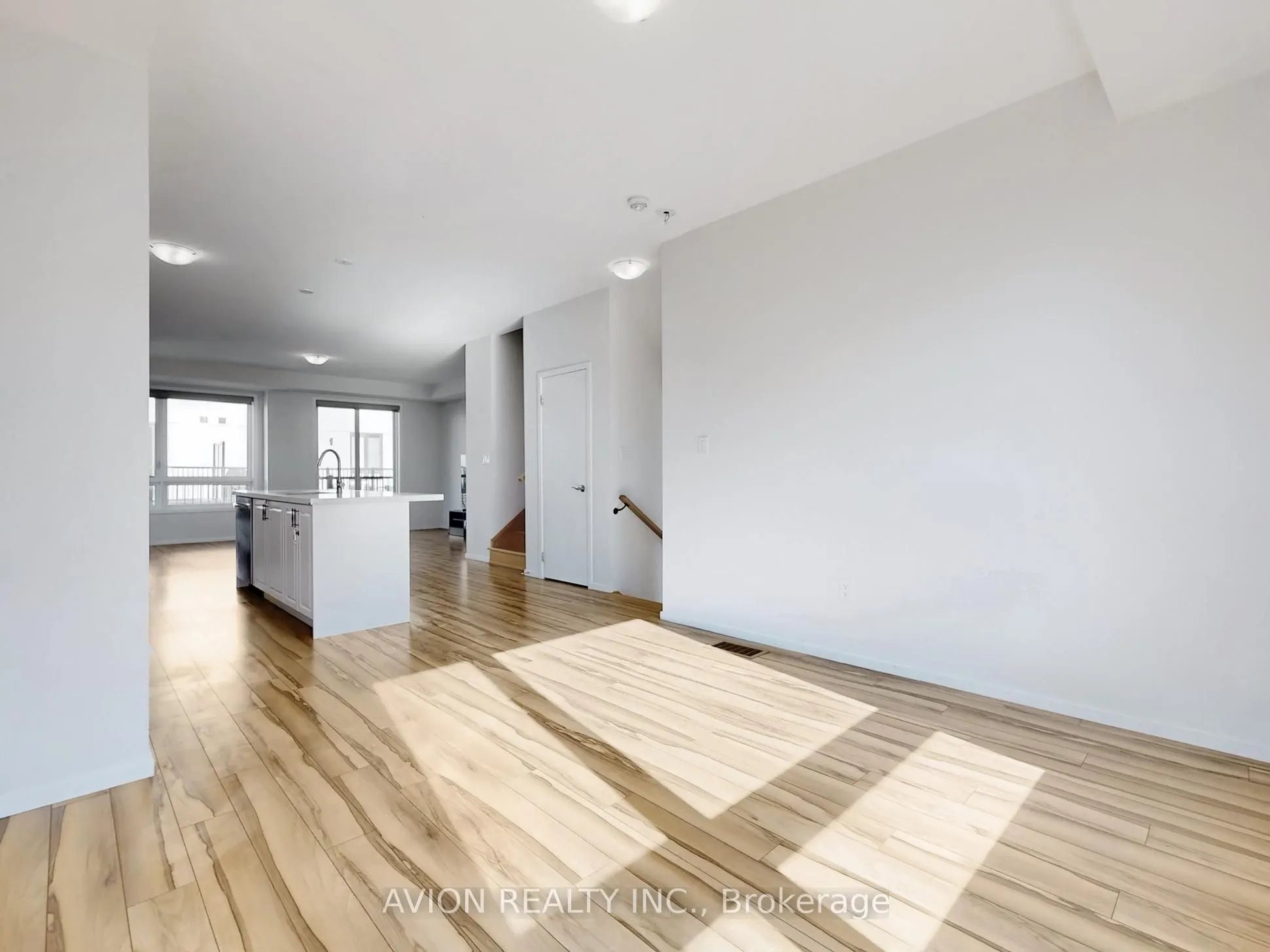 35 Thomas Armstrong Lane, #31