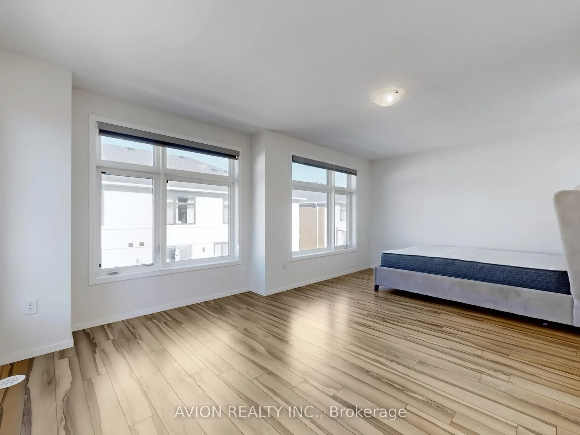 35 Thomas Armstrong Lane, #31