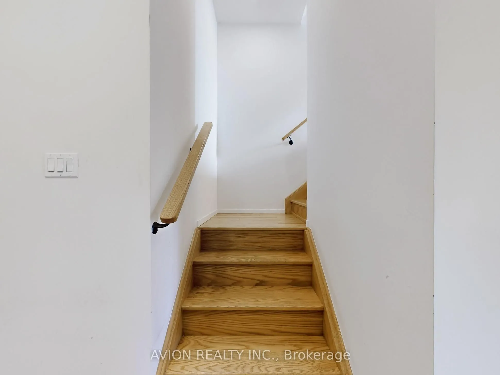 35 Thomas Armstrong Lane, #31